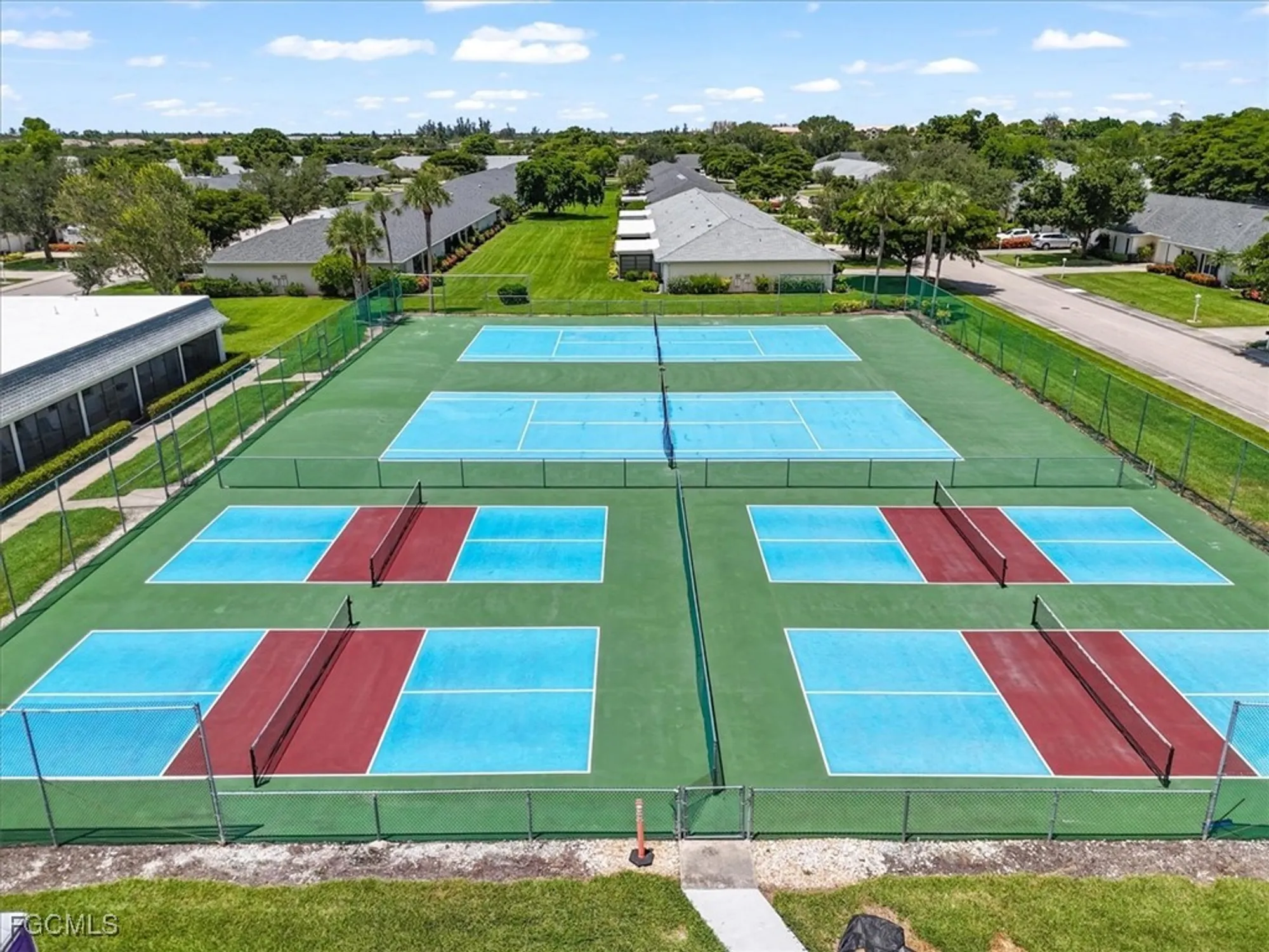 Property Slideshow image 19 of 21 | 1230 arcola dr, Fort Myers, FL, 33919