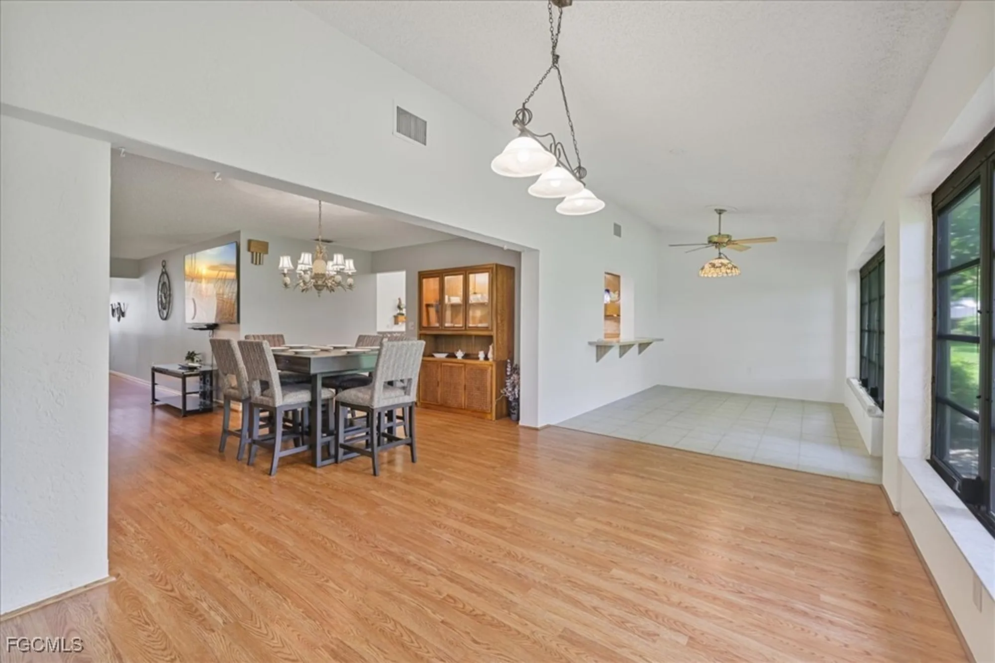 Property Slideshow image 3 of 21 | 1230 arcola dr, Fort Myers, FL, 33919