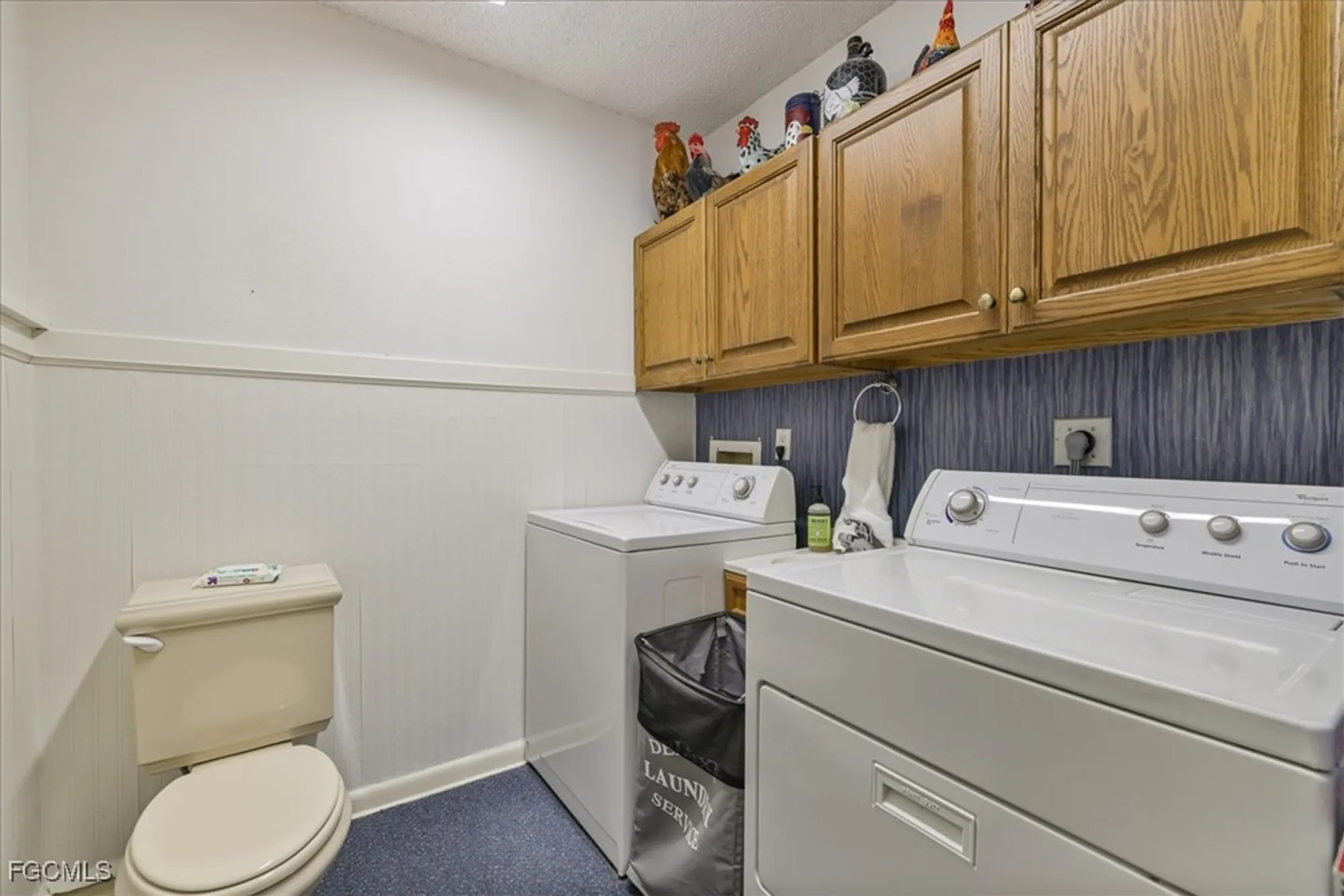 Property Slideshow image 8 of 21 | 1230 arcola dr, Fort Myers, FL, 33919