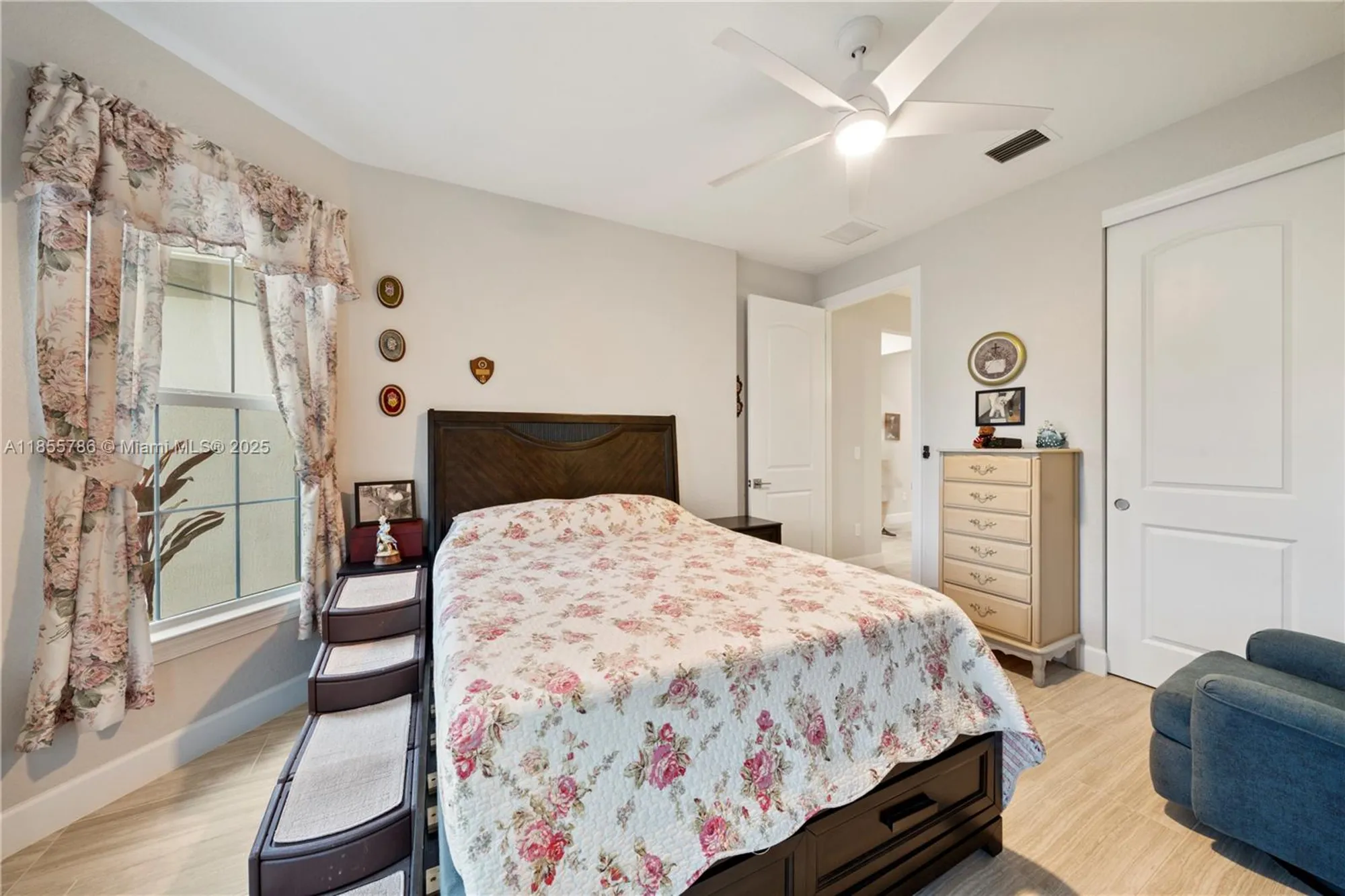 Property Slideshow image 18 of 49 | 13133 sw smalt ln, Port St Lucie, FL, 34987