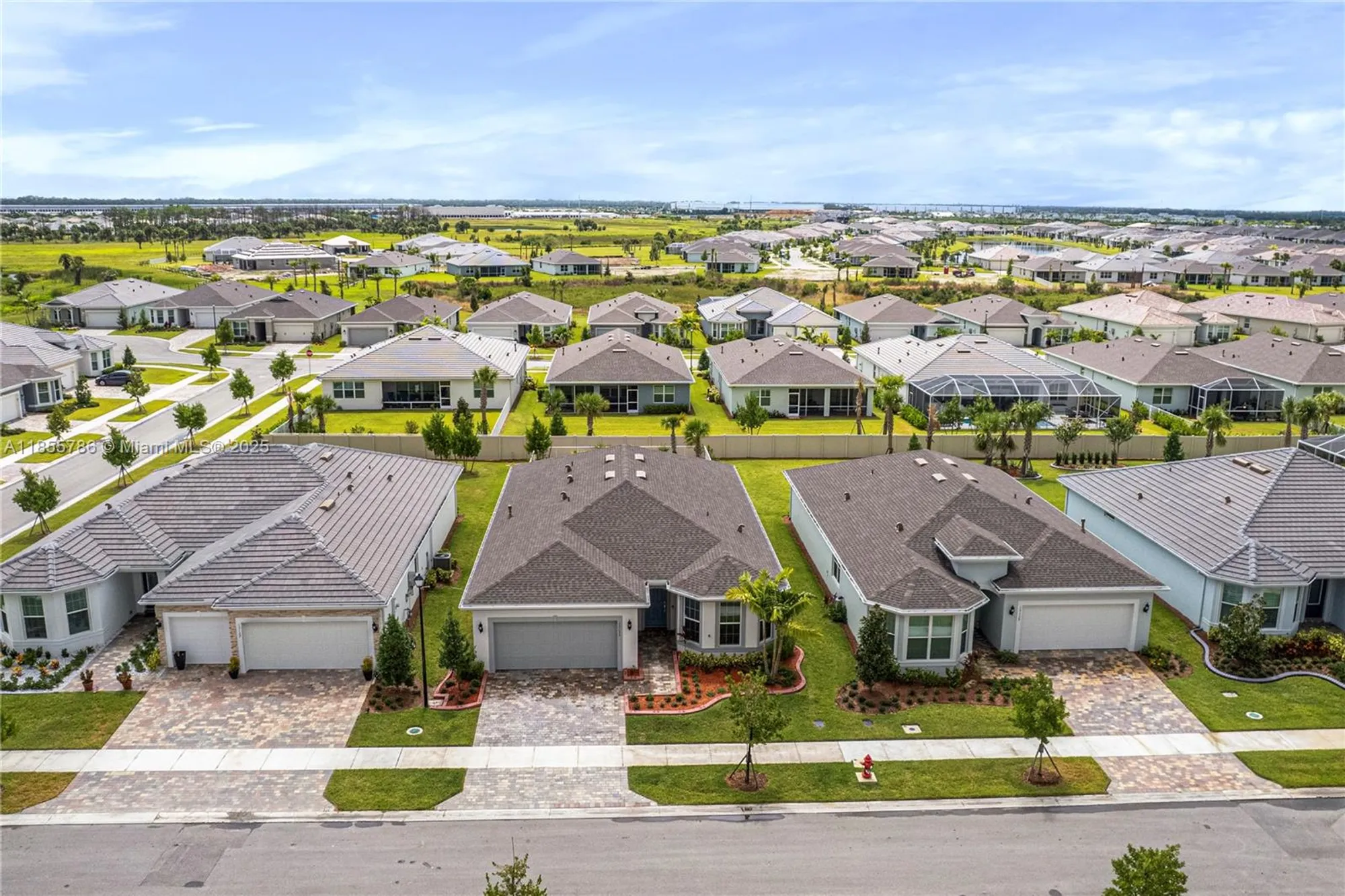 Property Slideshow image 34 of 49 | 13133 sw smalt ln, Port St Lucie, FL, 34987