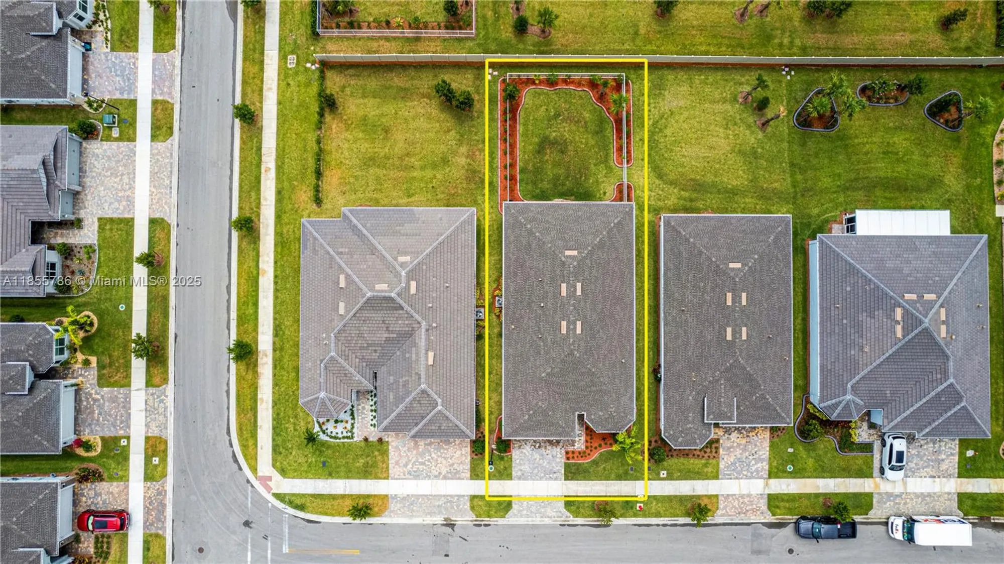 Property Slideshow image 33 of 49 | 13133 sw smalt ln, Port St Lucie, FL, 34987