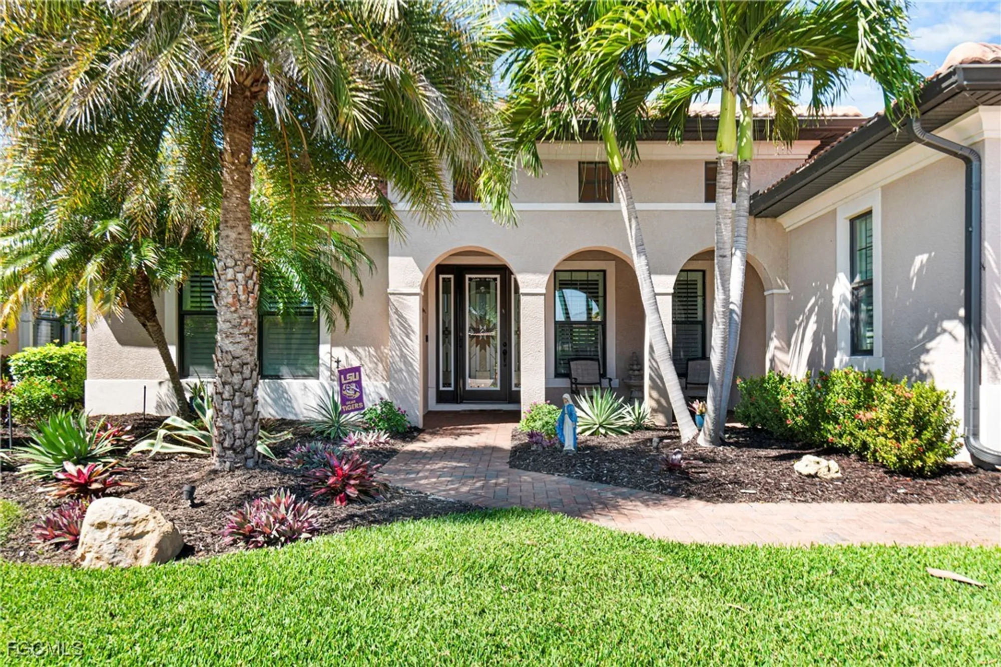 Property Slideshow image 2 of 49 | 10500 solaro st, Fort Myers, FL, 33913
