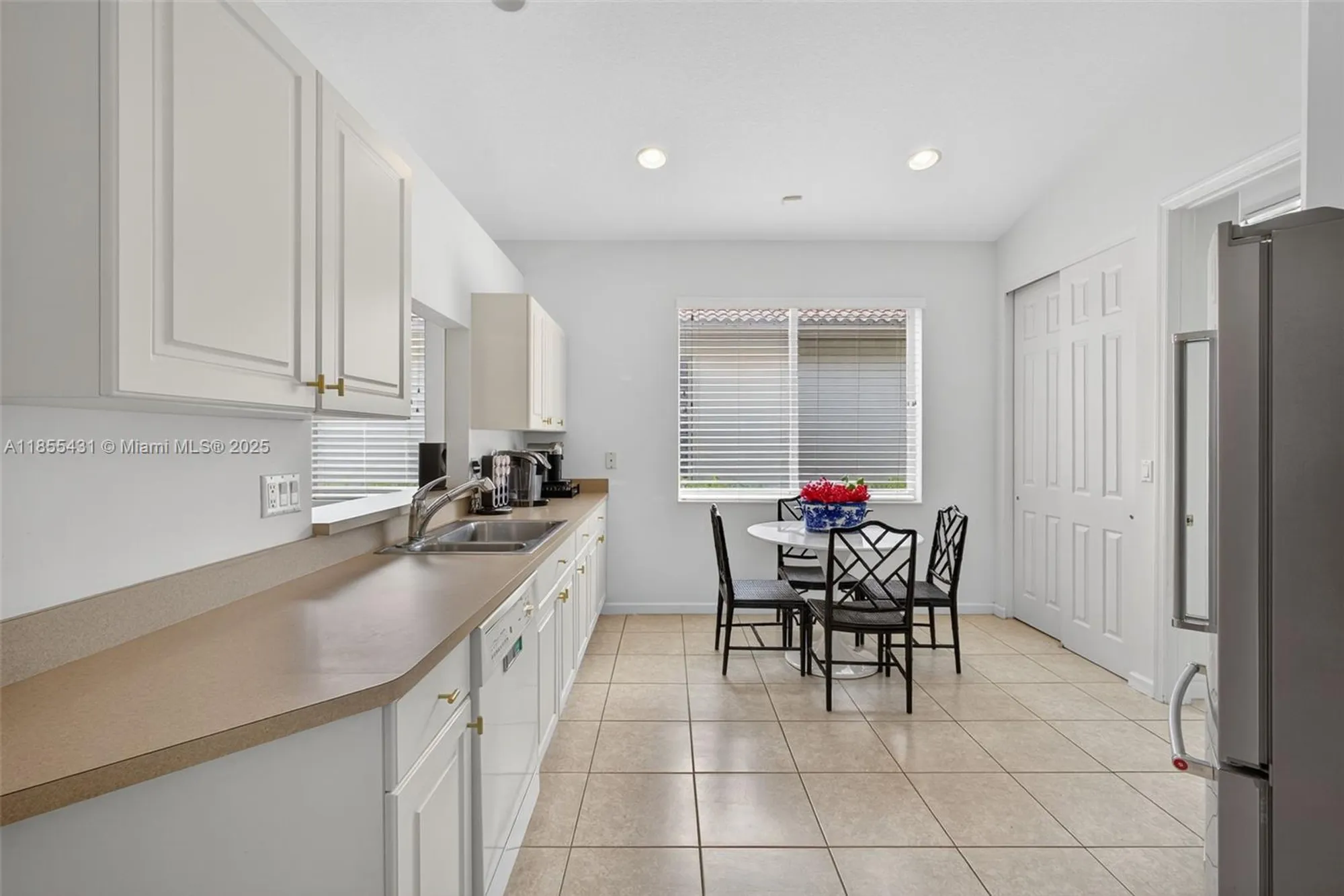 Property Slideshow image 13 of 66 | 9633 sandpiper ln, West Palm Beach, FL, 33411