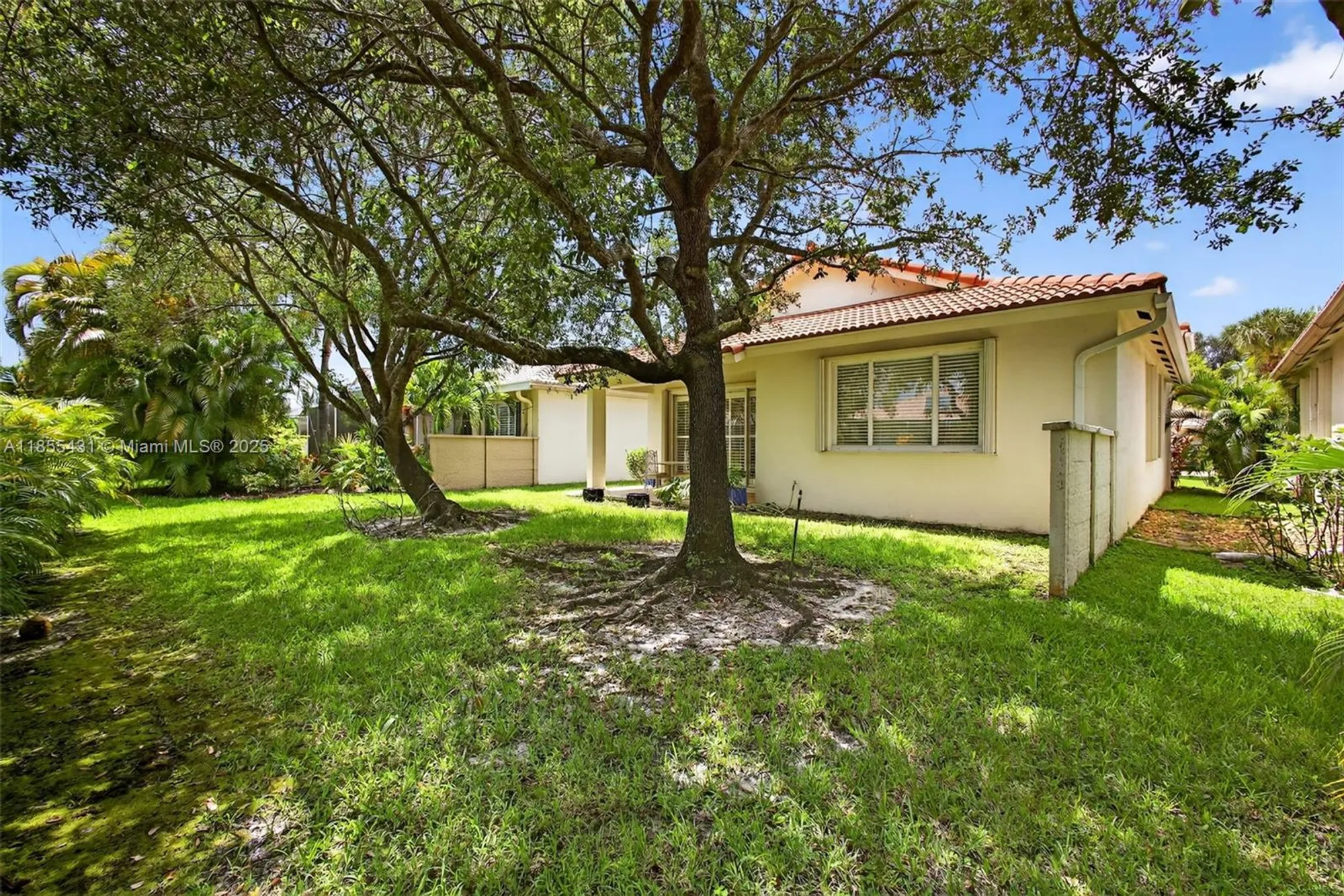 Property Slideshow image 37 of 66 | 9633 sandpiper ln, West Palm Beach, FL, 33411