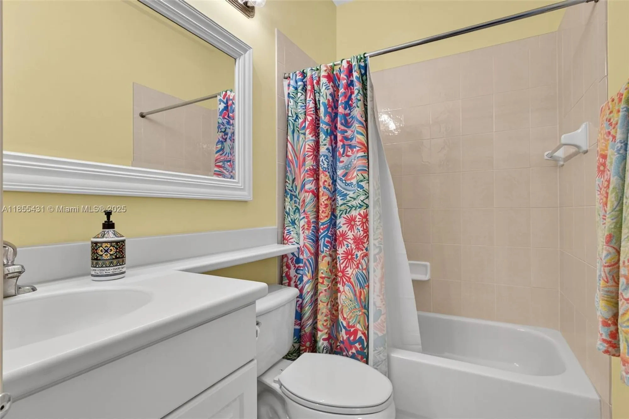 Property Slideshow image 30 of 66 | 9633 sandpiper ln, West Palm Beach, FL, 33411