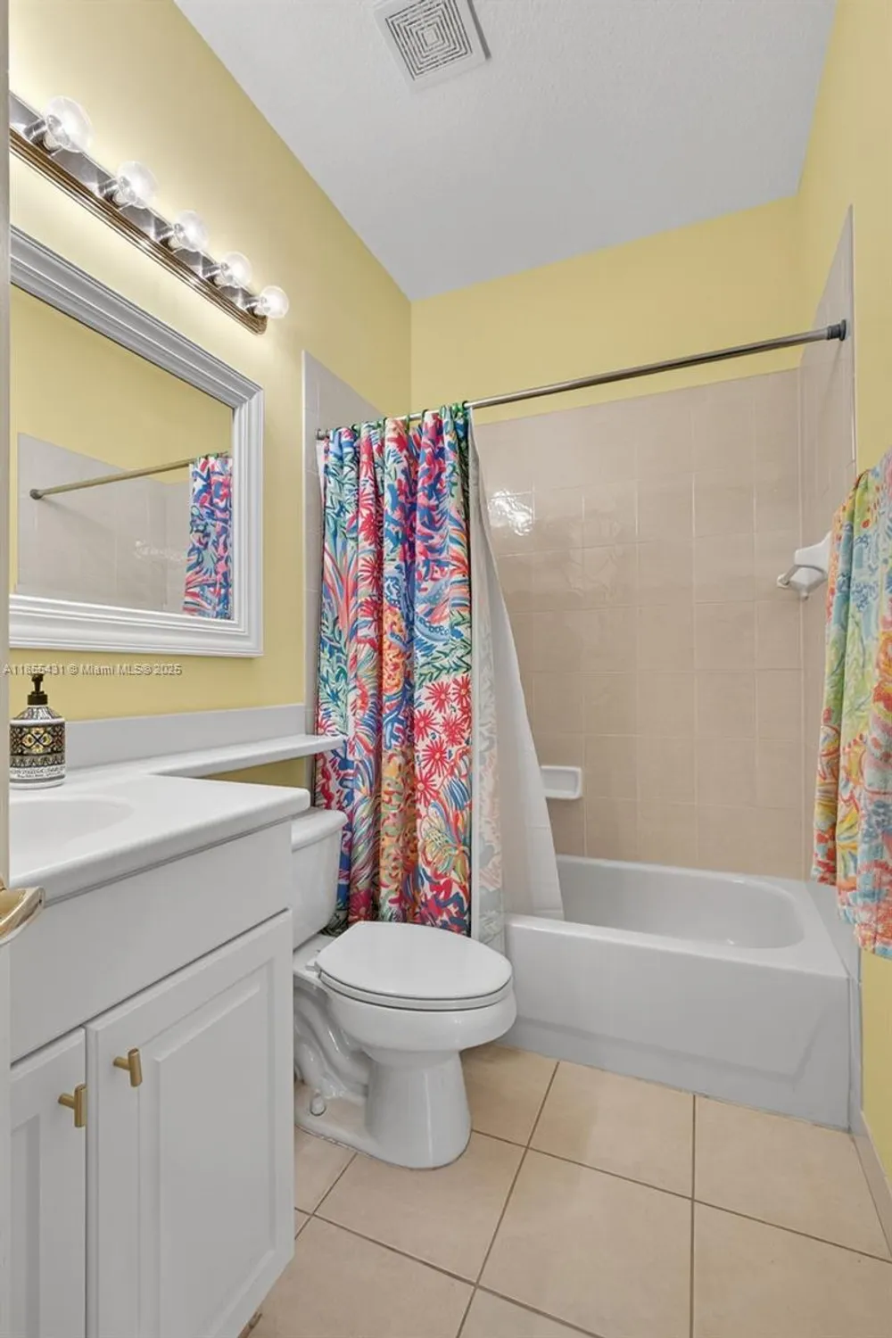 Property Slideshow image 31 of 66 | 9633 sandpiper ln, West Palm Beach, FL, 33411