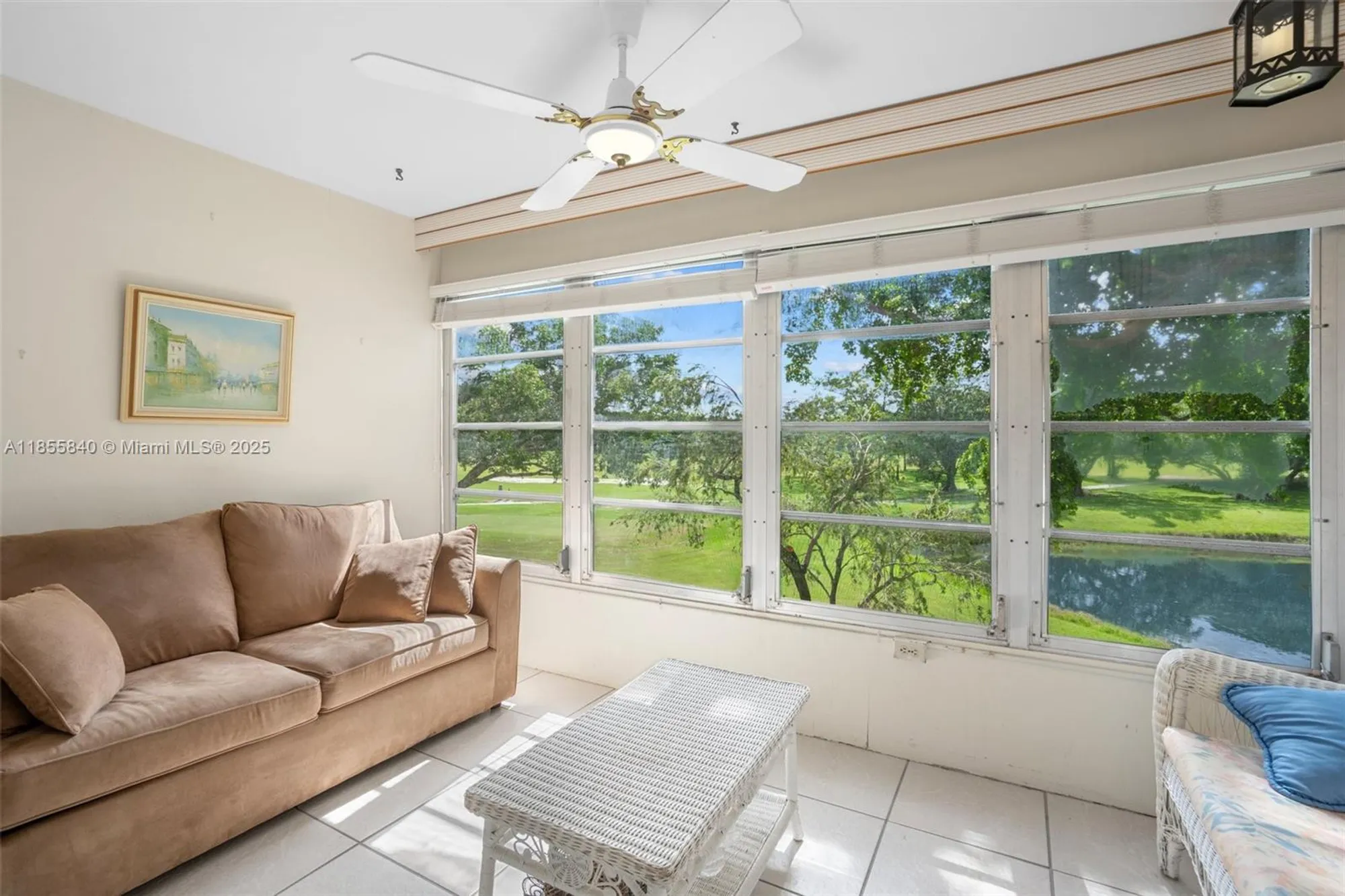 Property Slideshow image 11 of 24 | 1040 country club dr 309, Margate, FL, 33063