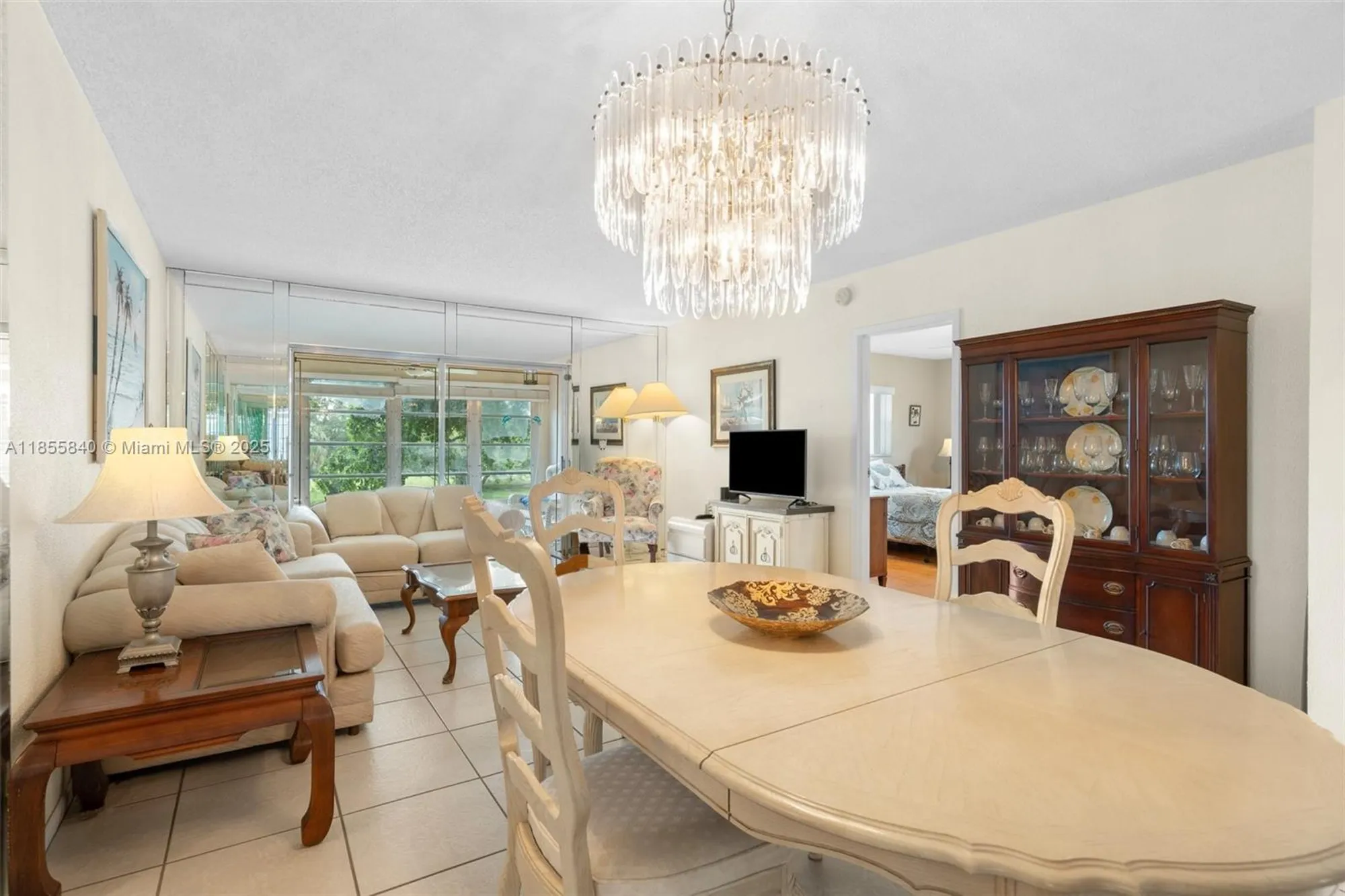 Property Slideshow image 8 of 24 | 1040 country club dr 309, Margate, FL, 33063