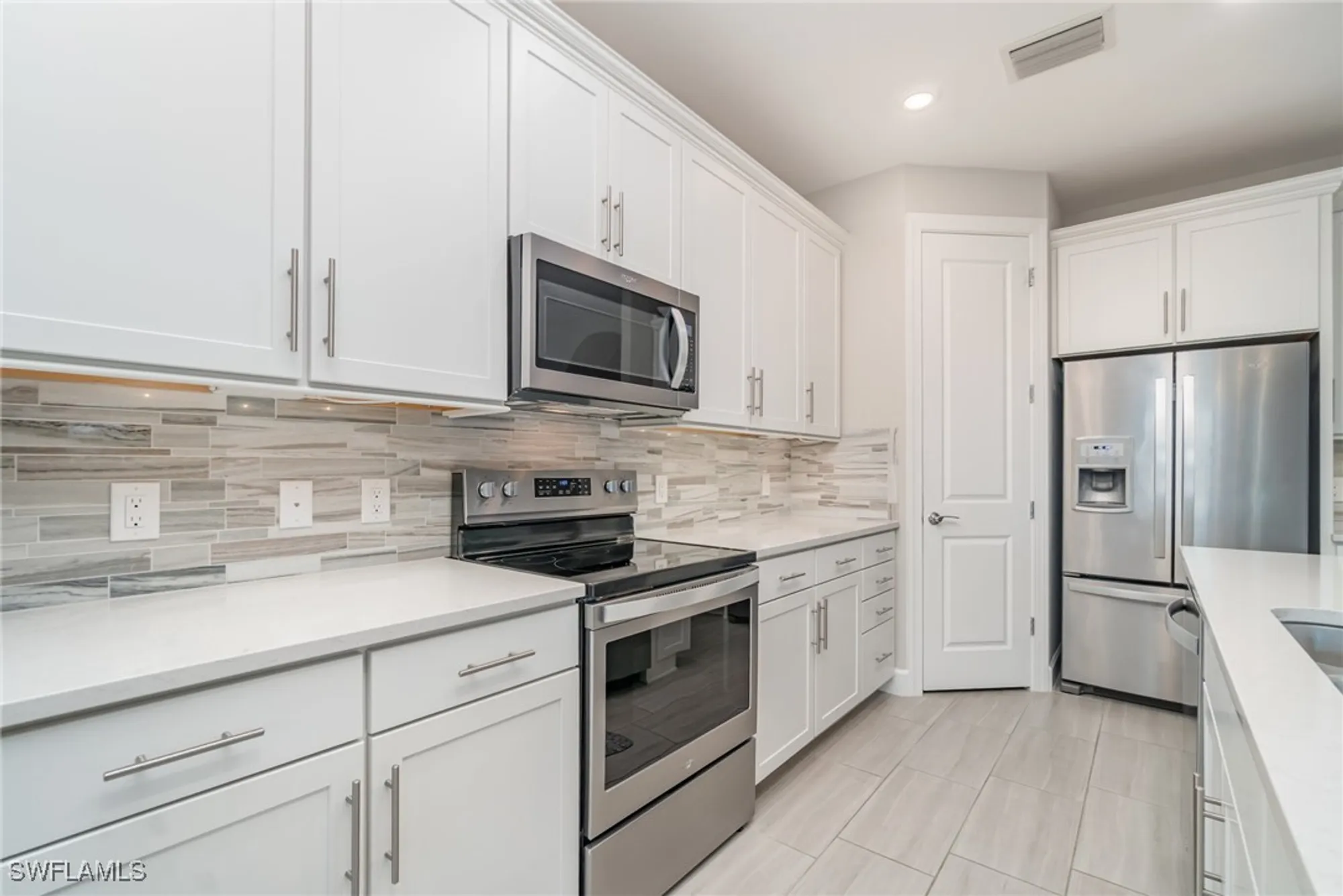 Property Slideshow image 7 of 40 | 19604 utopia ln, Estero, FL, 33928