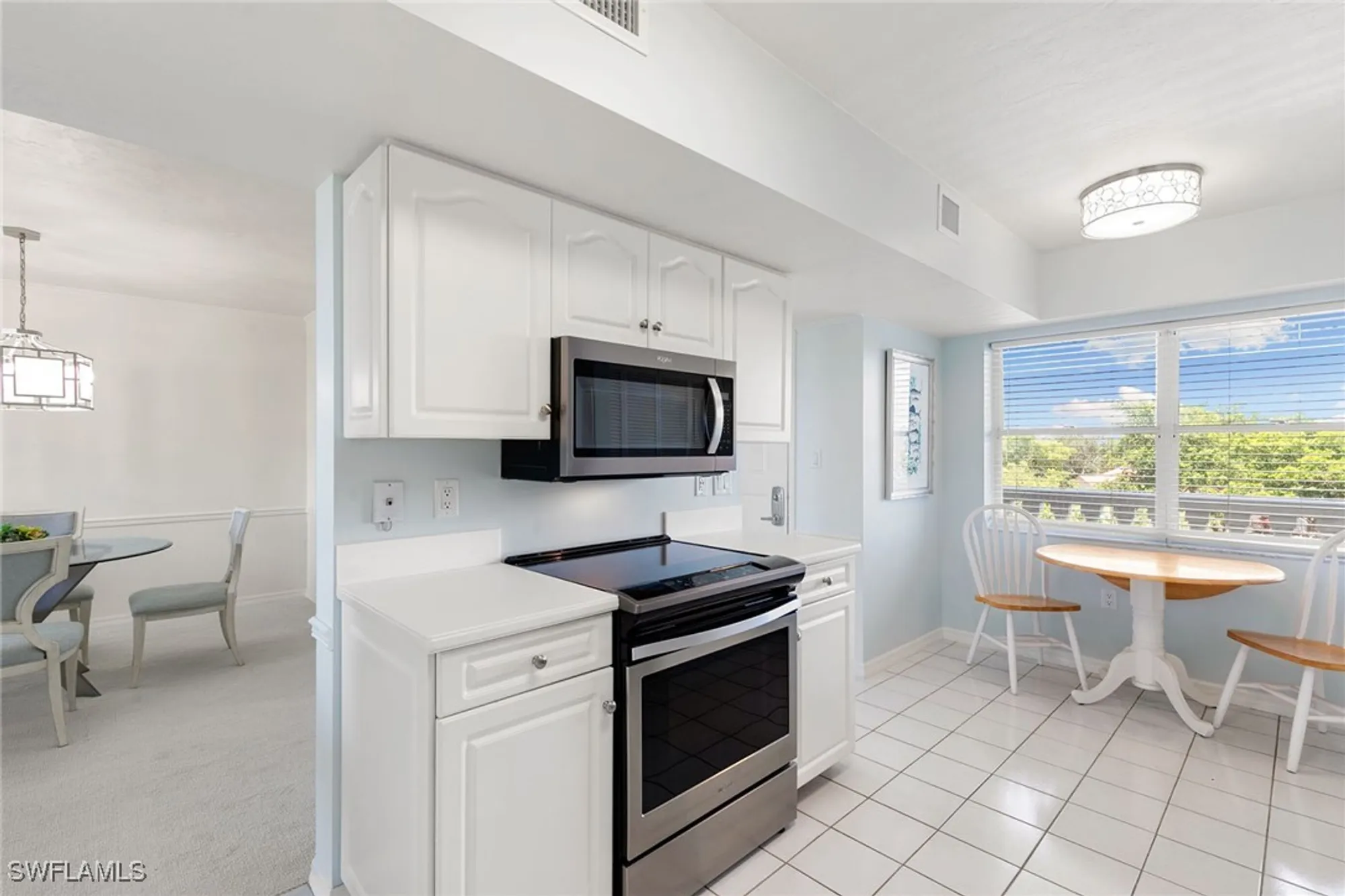 Property Slideshow image 16 of 50 | 5501 heron point dr apt 303, Naples, FL, 34108