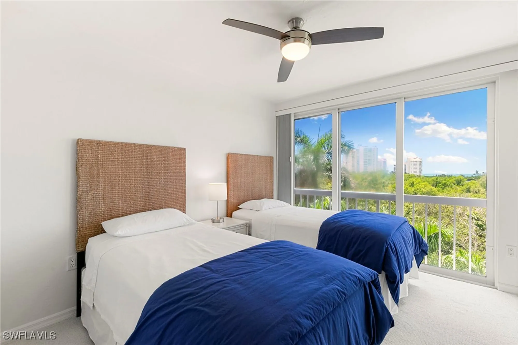 Property Slideshow image 26 of 50 | 5501 heron point dr apt 303, Naples, FL, 34108