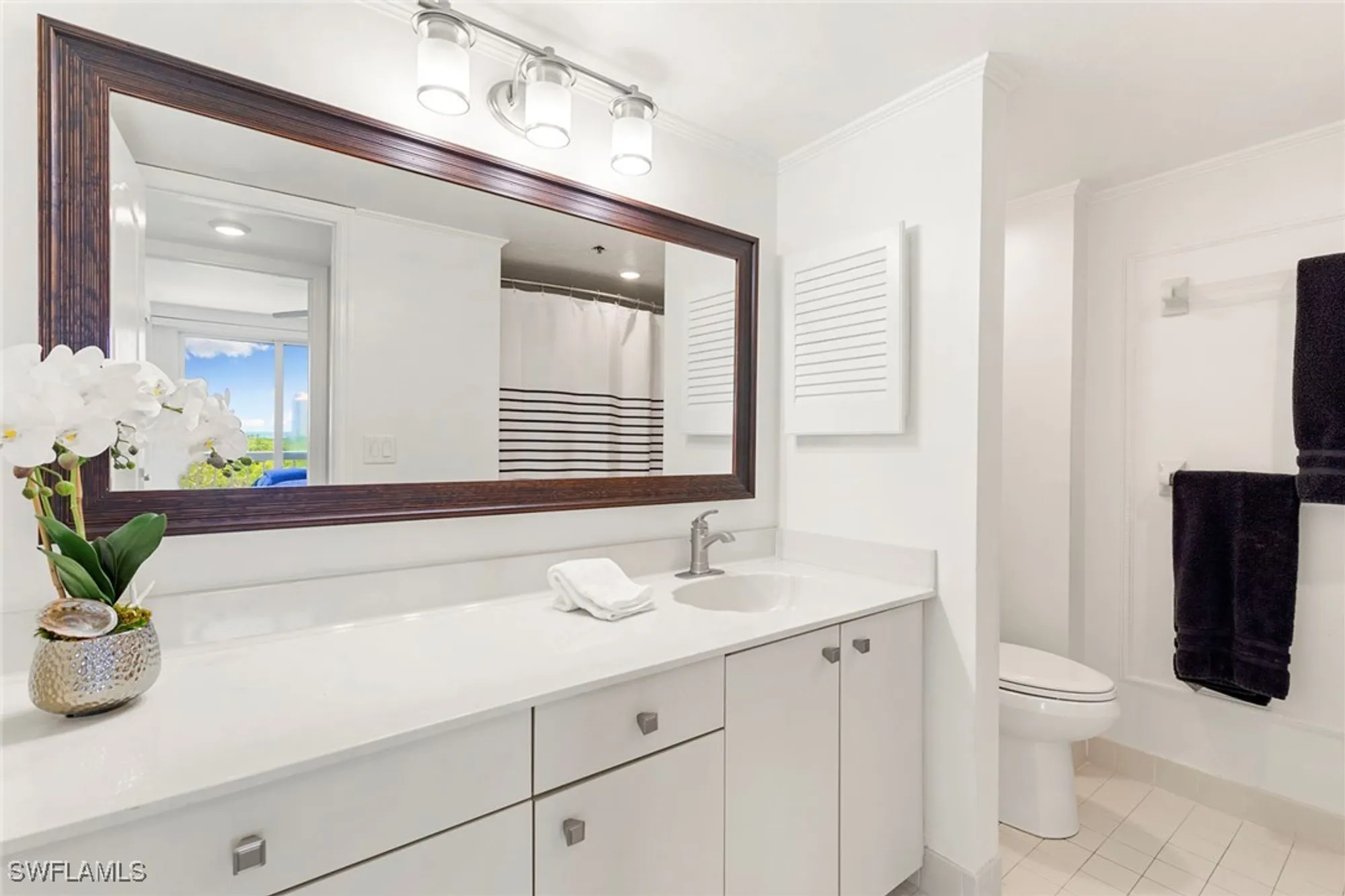 Property Slideshow image 29 of 50 | 5501 heron point dr apt 303, Naples, FL, 34108