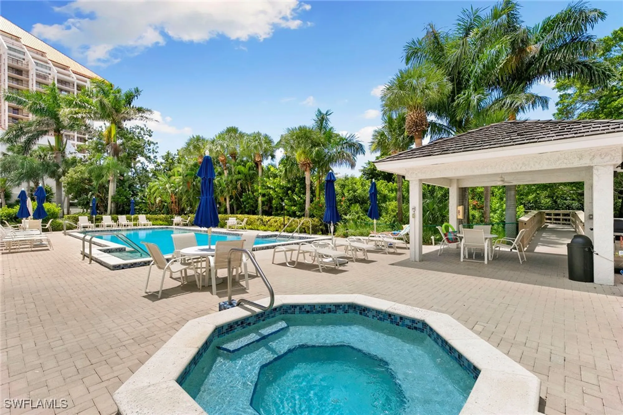 Property Slideshow image 37 of 50 | 5501 heron point dr apt 303, Naples, FL, 34108
