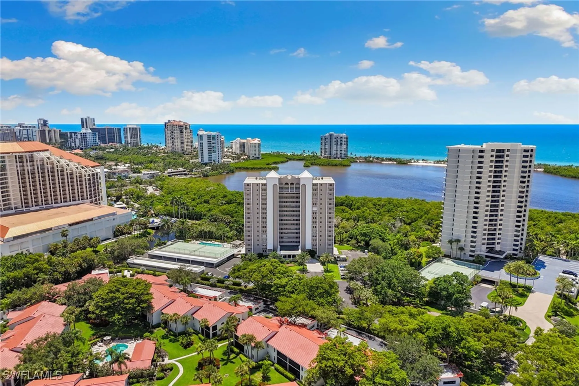 Property Slideshow image 46 of 50 | 5501 heron point dr apt 303, Naples, FL, 34108