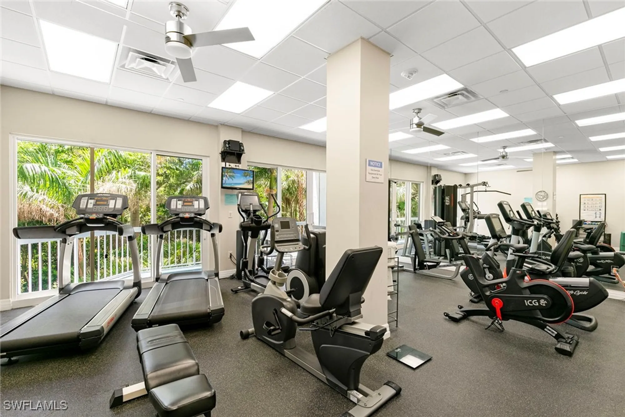 Property Slideshow image 41 of 50 | 5501 heron point dr apt 303, Naples, FL, 34108
