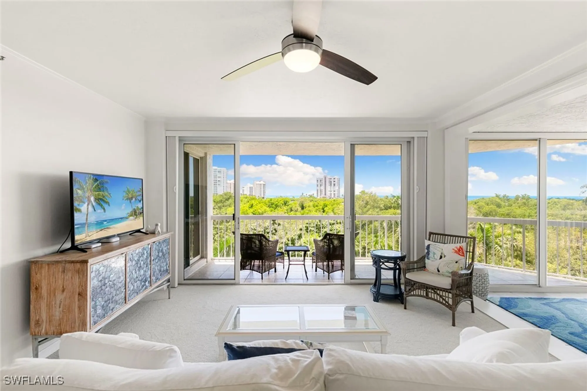 Property Slideshow image 6 of 50 | 5501 heron point dr apt 303, Naples, FL, 34108