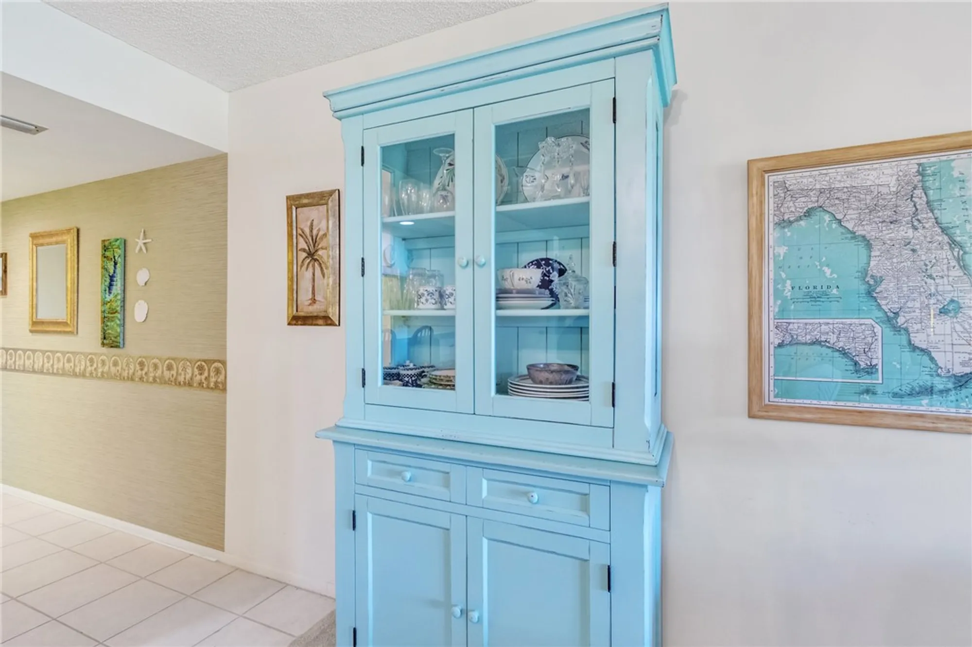 Property Slideshow image 14 of 36 | 25 plantation dr apt 203, Vero Beach, FL, 32966
