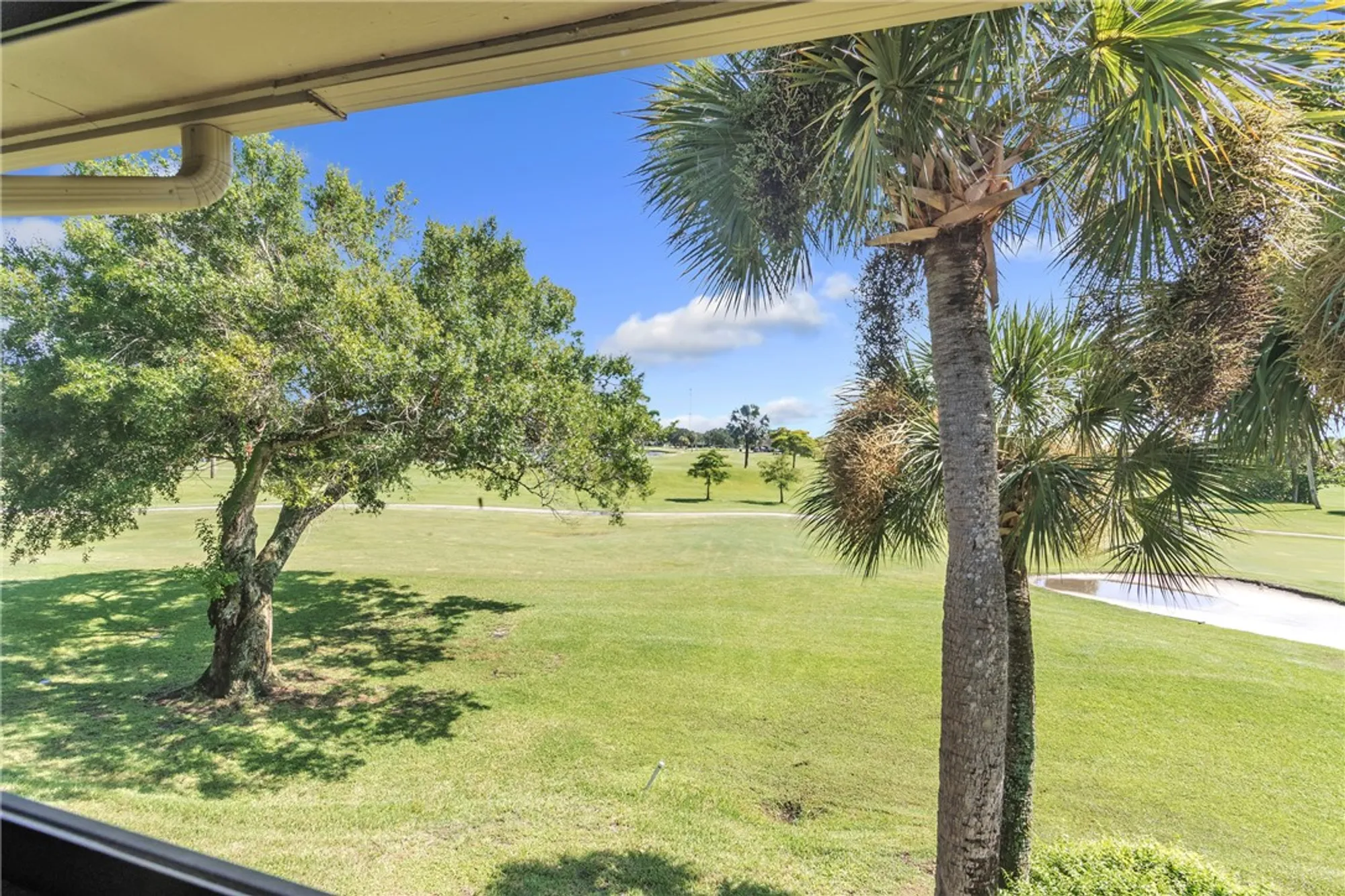 Property Slideshow image 17 of 36 | 25 plantation dr apt 203, Vero Beach, FL, 32966