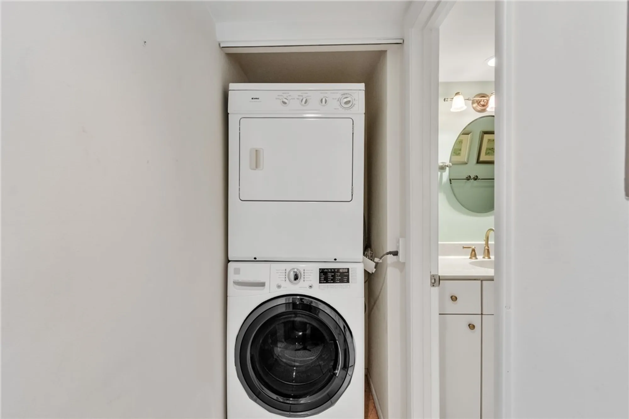 Property Slideshow image 26 of 36 | 25 plantation dr apt 203, Vero Beach, FL, 32966