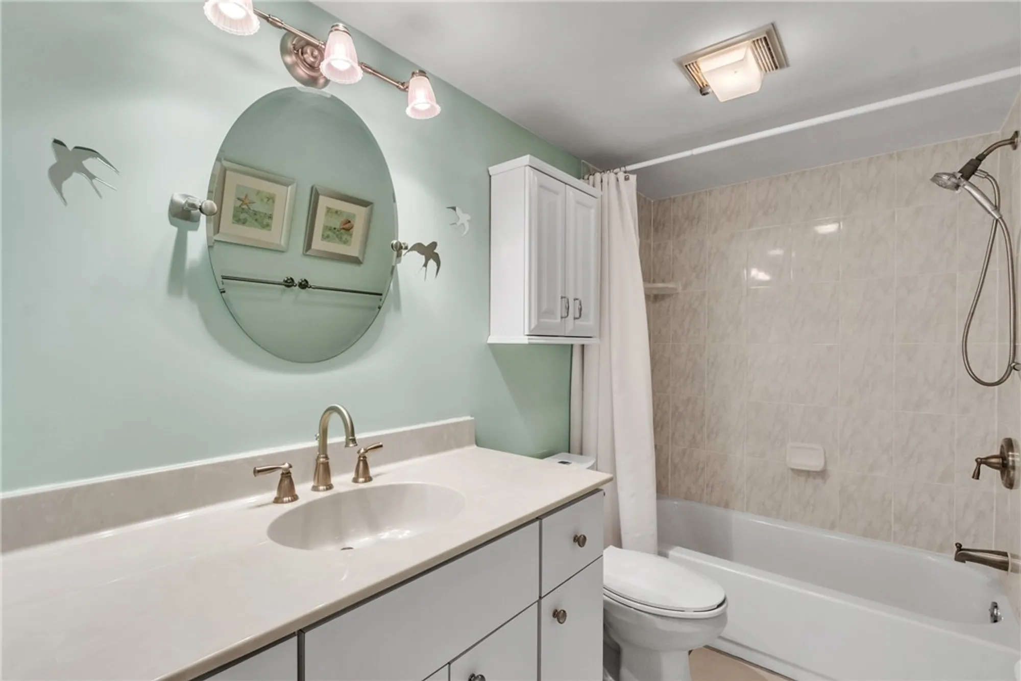 Property Slideshow image 27 of 36 | 25 plantation dr apt 203, Vero Beach, FL, 32966