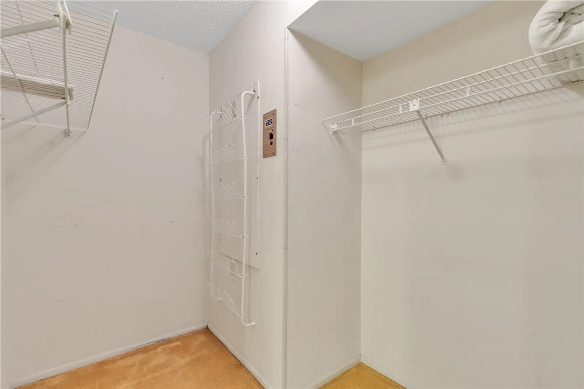 Property Slideshow image 22 of 36 | 25 plantation dr apt 203, Vero Beach, FL, 32966