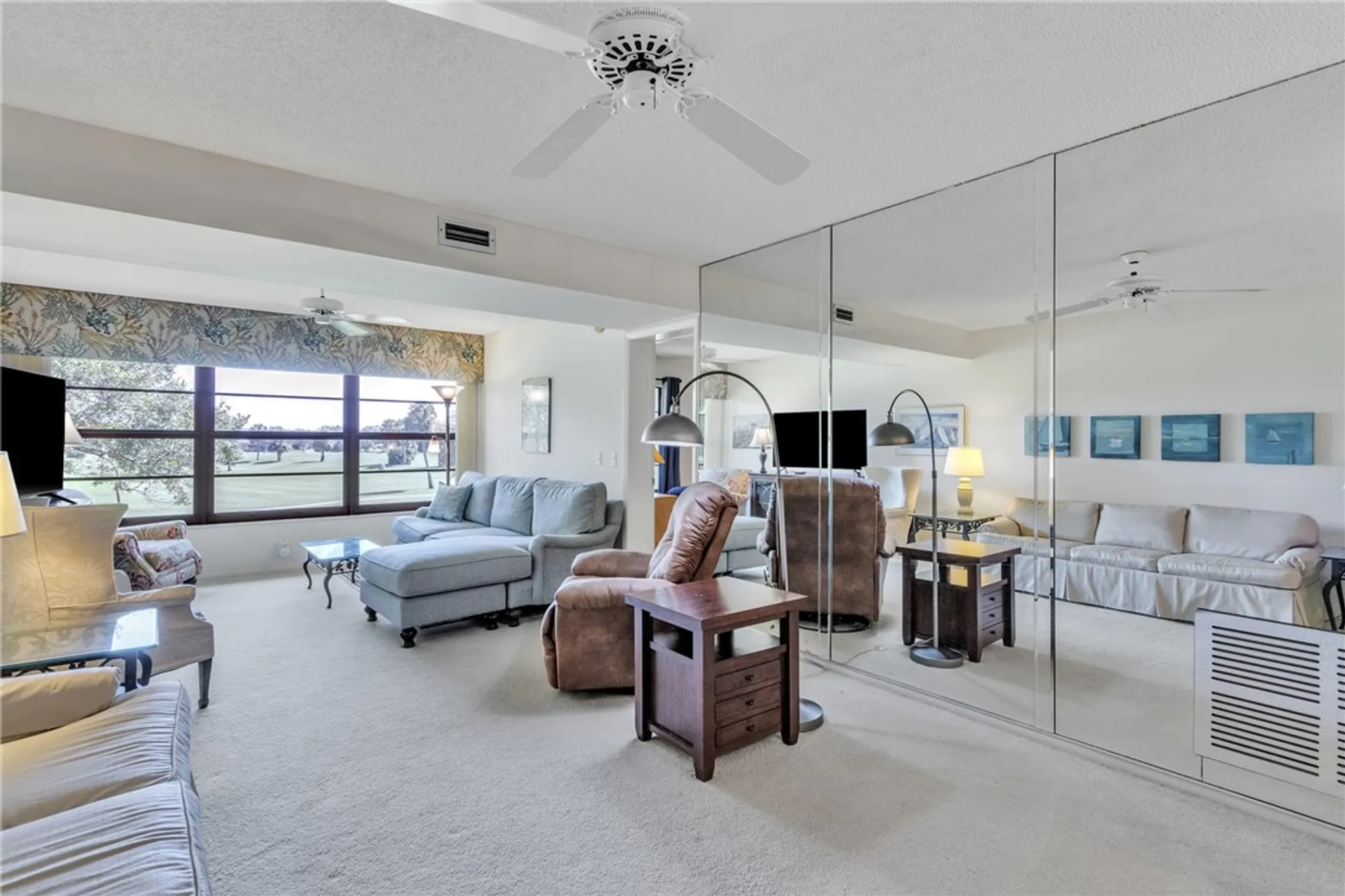 Property Slideshow image 7 of 36 | 25 plantation dr apt 203, Vero Beach, FL, 32966