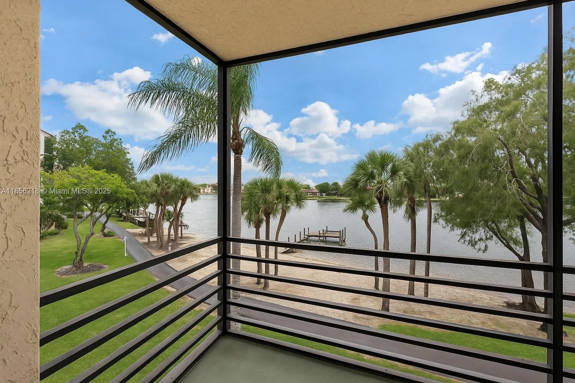 Property Slideshow image 1 of 43 | 1101 colony point cir 307, Pembroke Pines, FL, 33026
