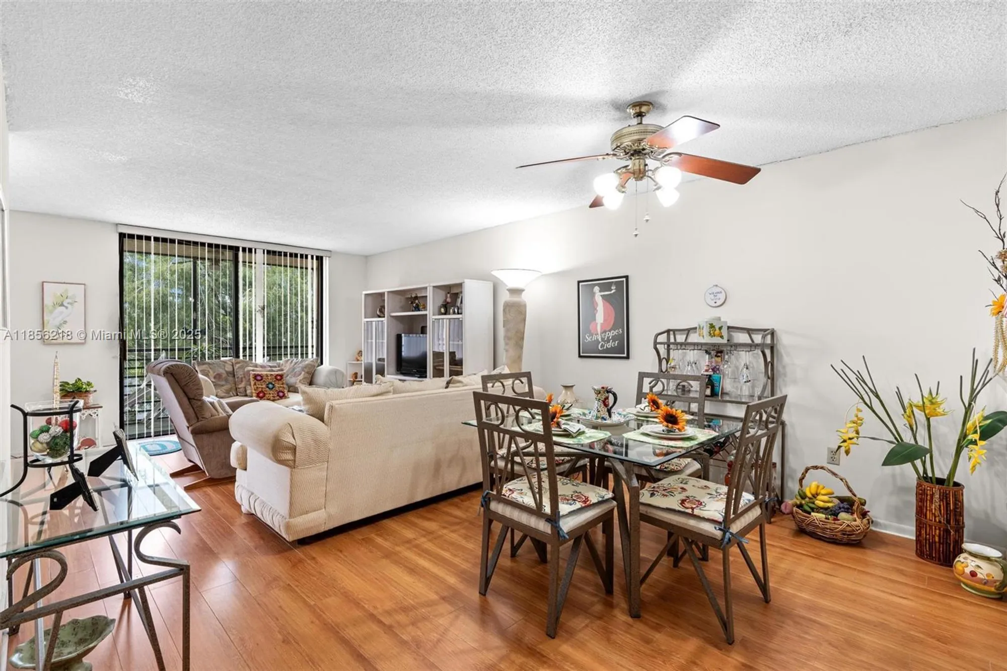 Property Slideshow image 11 of 43 | 1101 colony point cir 307, Pembroke Pines, FL, 33026