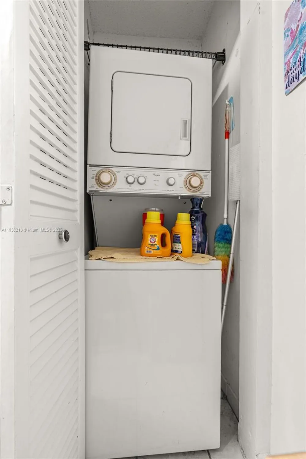 Property Slideshow image 25 of 43 | 1101 colony point cir 307, Pembroke Pines, FL, 33026