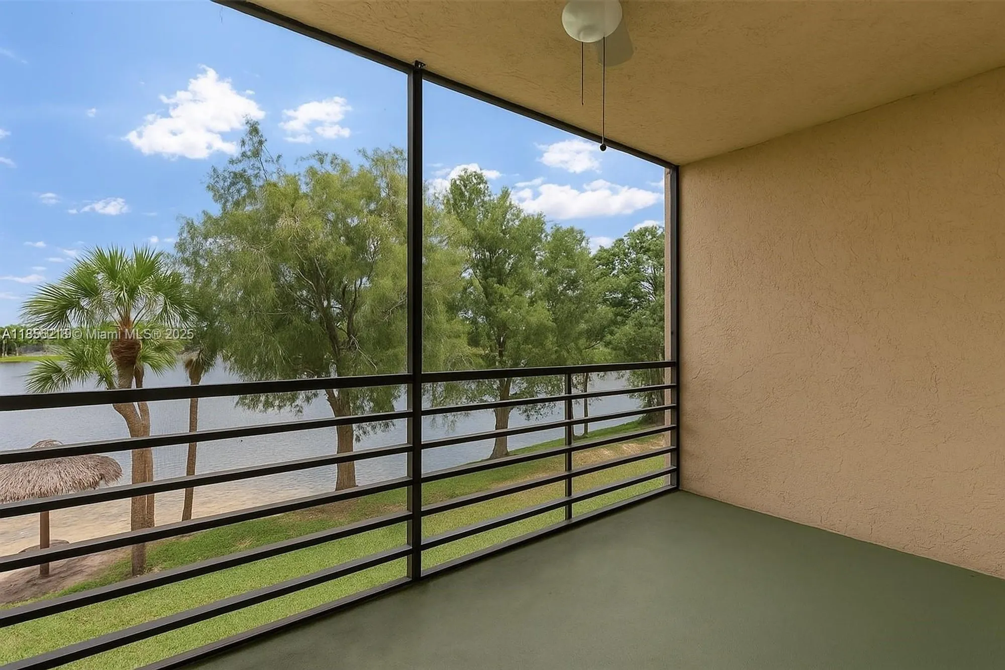 Property Slideshow image 26 of 43 | 1101 colony point cir 307, Pembroke Pines, FL, 33026