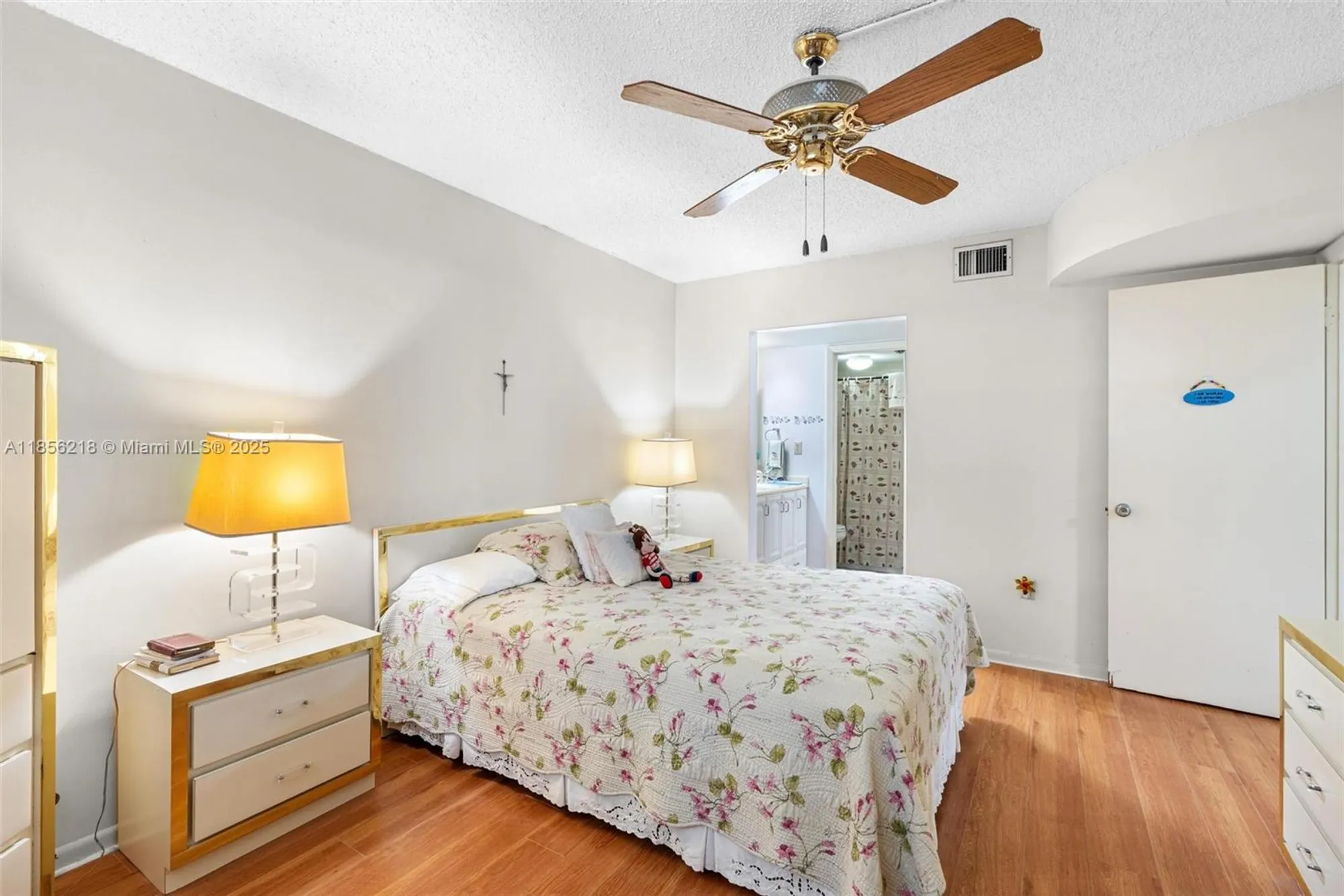 Property Slideshow image 21 of 43 | 1101 colony point cir 307, Pembroke Pines, FL, 33026