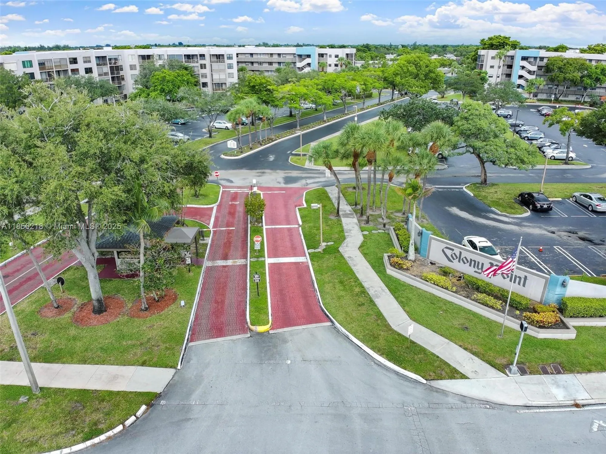 Property Slideshow image 37 of 43 | 1101 colony point cir 307, Pembroke Pines, FL, 33026