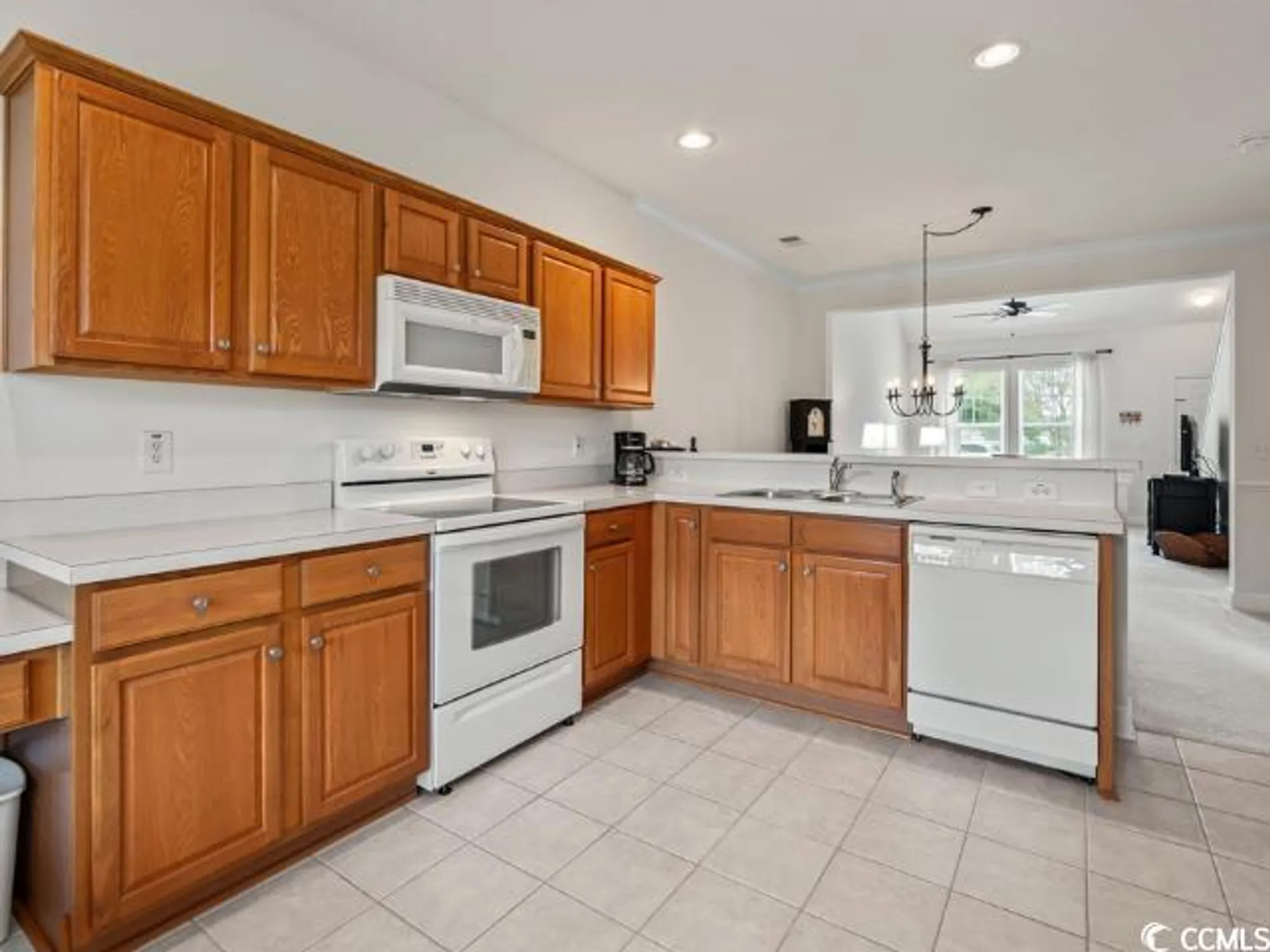 Property Slideshow image 9 of 36 | 1005 balmore dr 1011, Myrtle Beach, SC, 29579