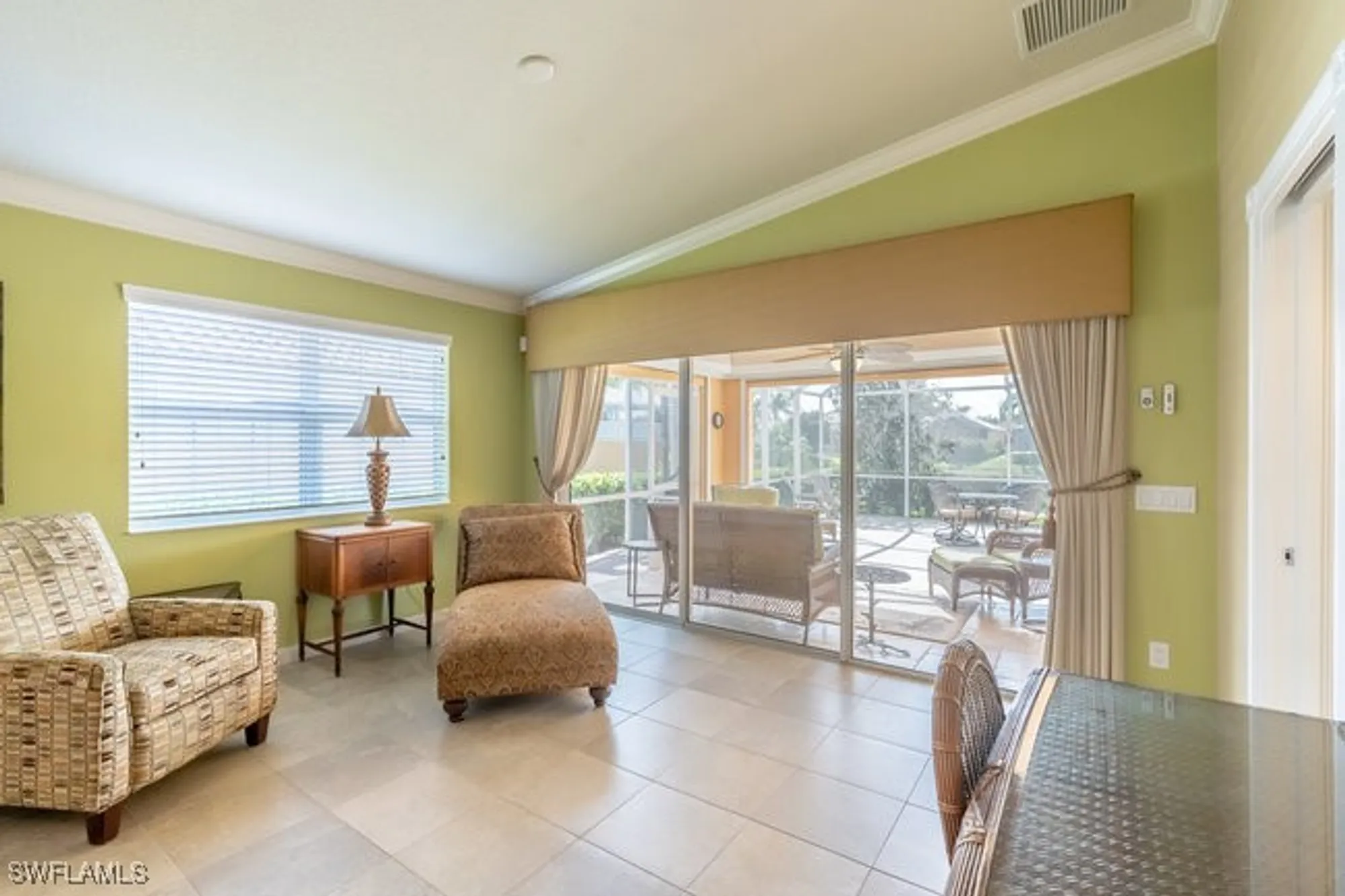 Property Slideshow image 17 of 33 | 8376 borboni ct, Naples, FL, 34114