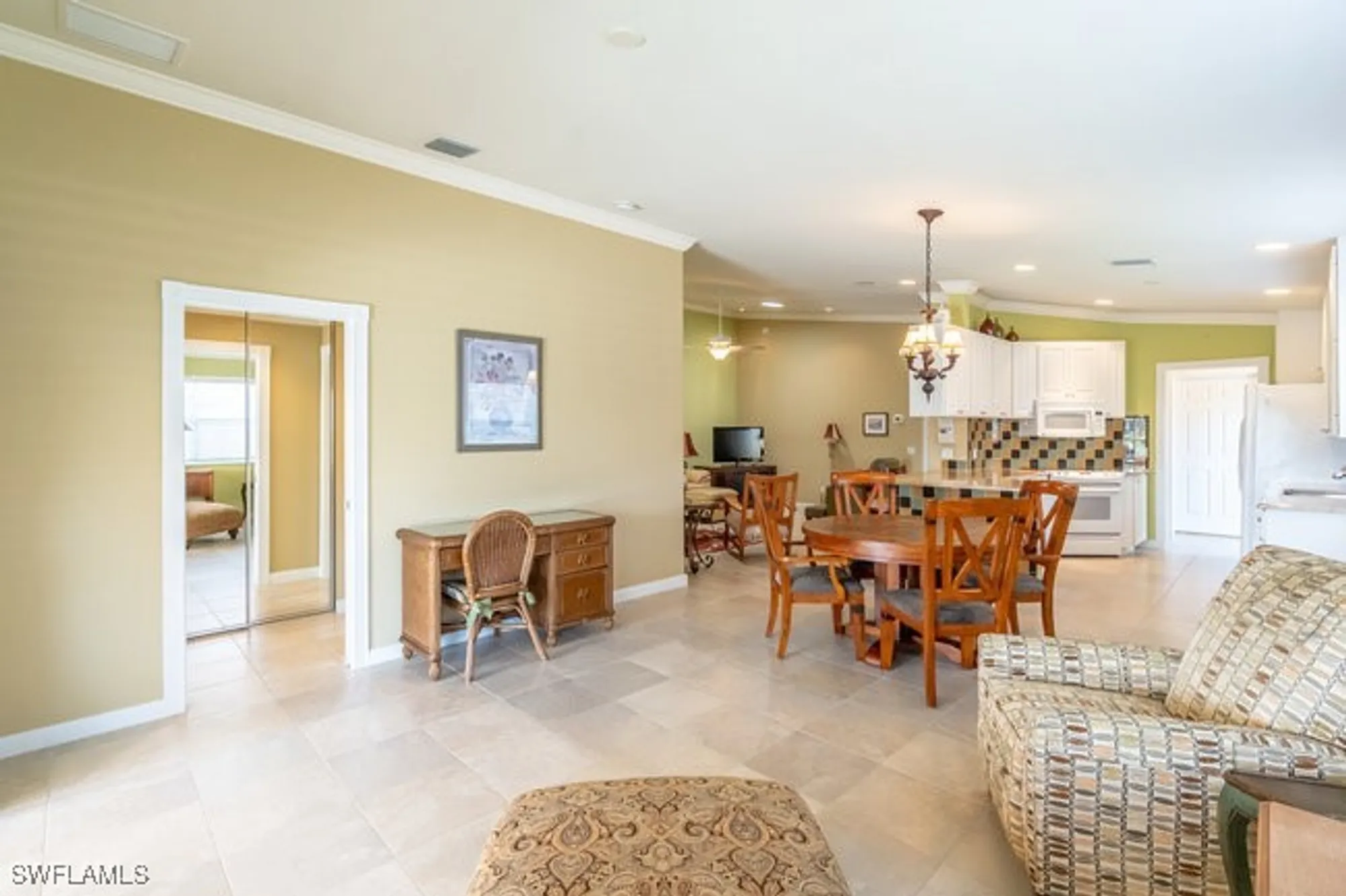 Property Slideshow image 19 of 33 | 8376 borboni ct, Naples, FL, 34114