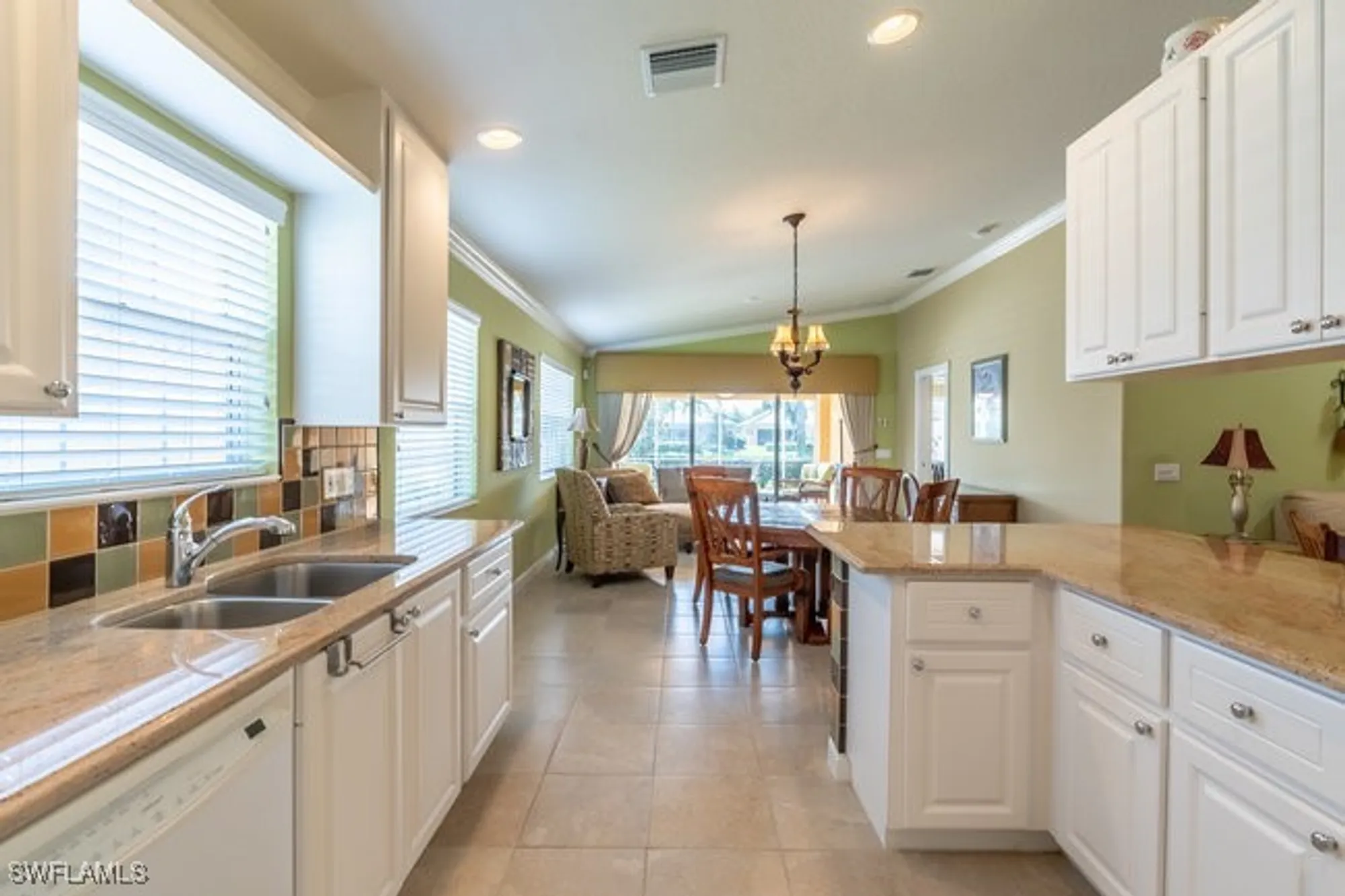 Property Slideshow image 11 of 33 | 8376 borboni ct, Naples, FL, 34114