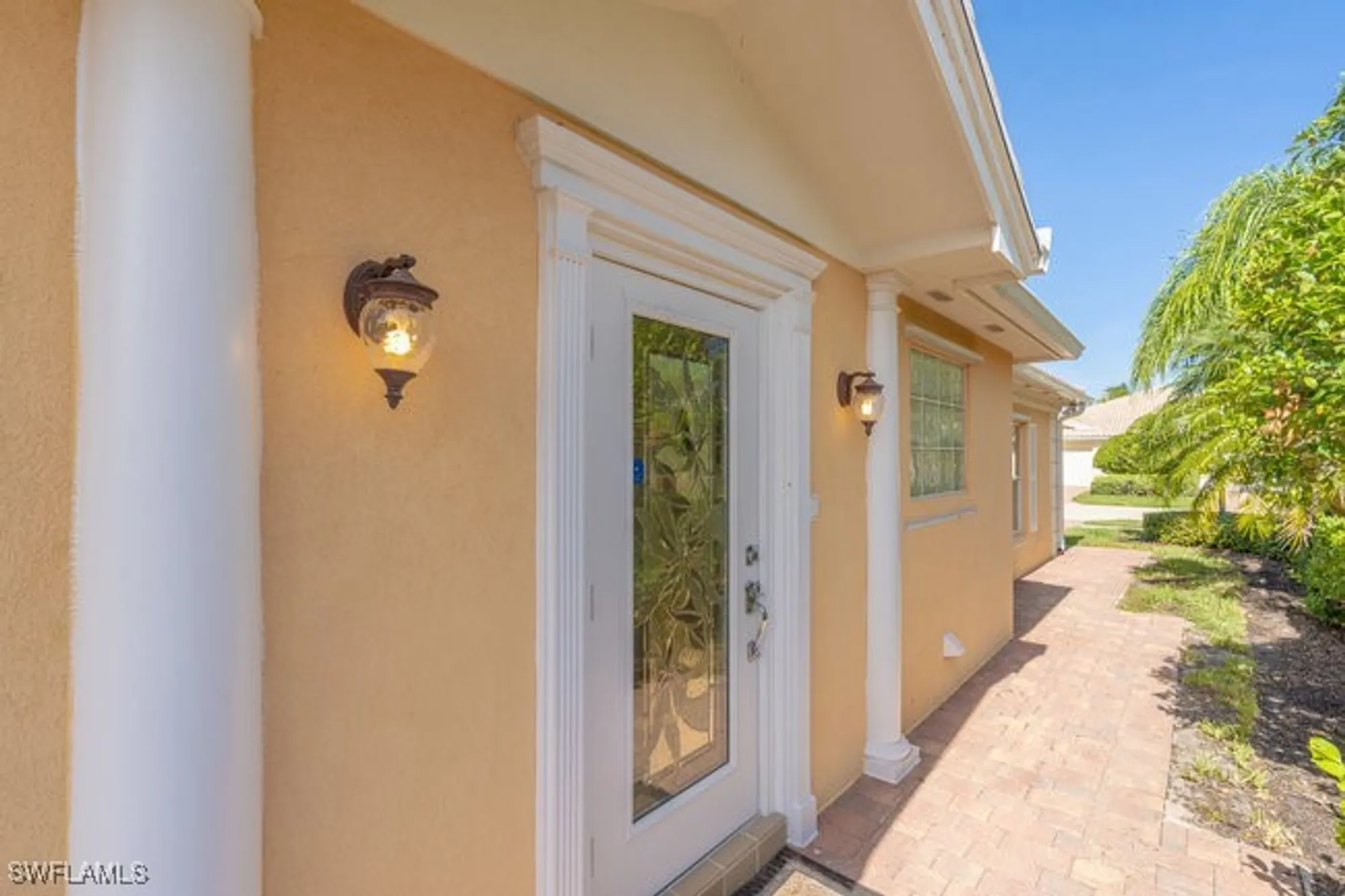 Property Slideshow image 5 of 33 | 8376 borboni ct, Naples, FL, 34114
