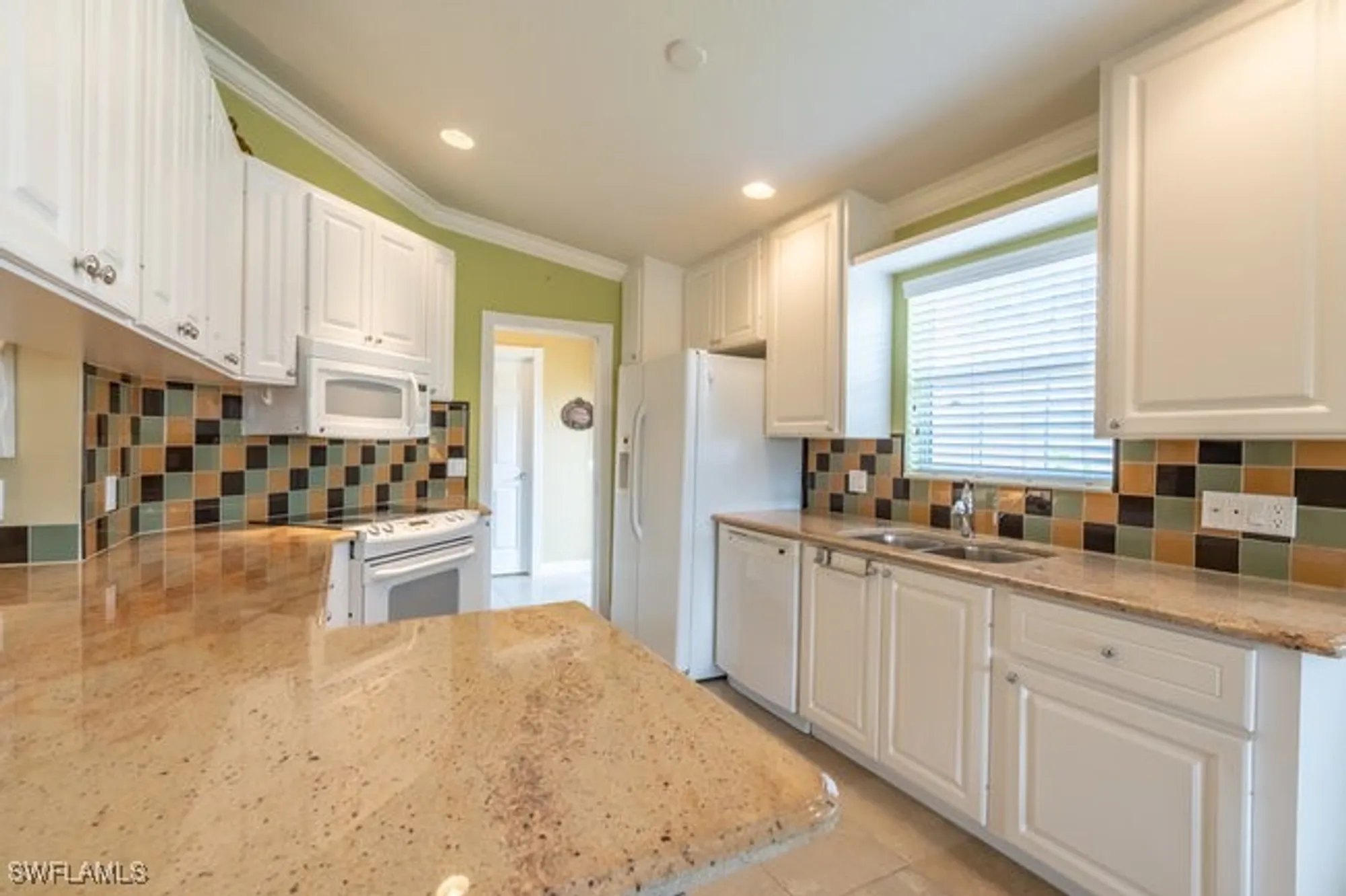 Property Slideshow image 9 of 33 | 8376 borboni ct, Naples, FL, 34114