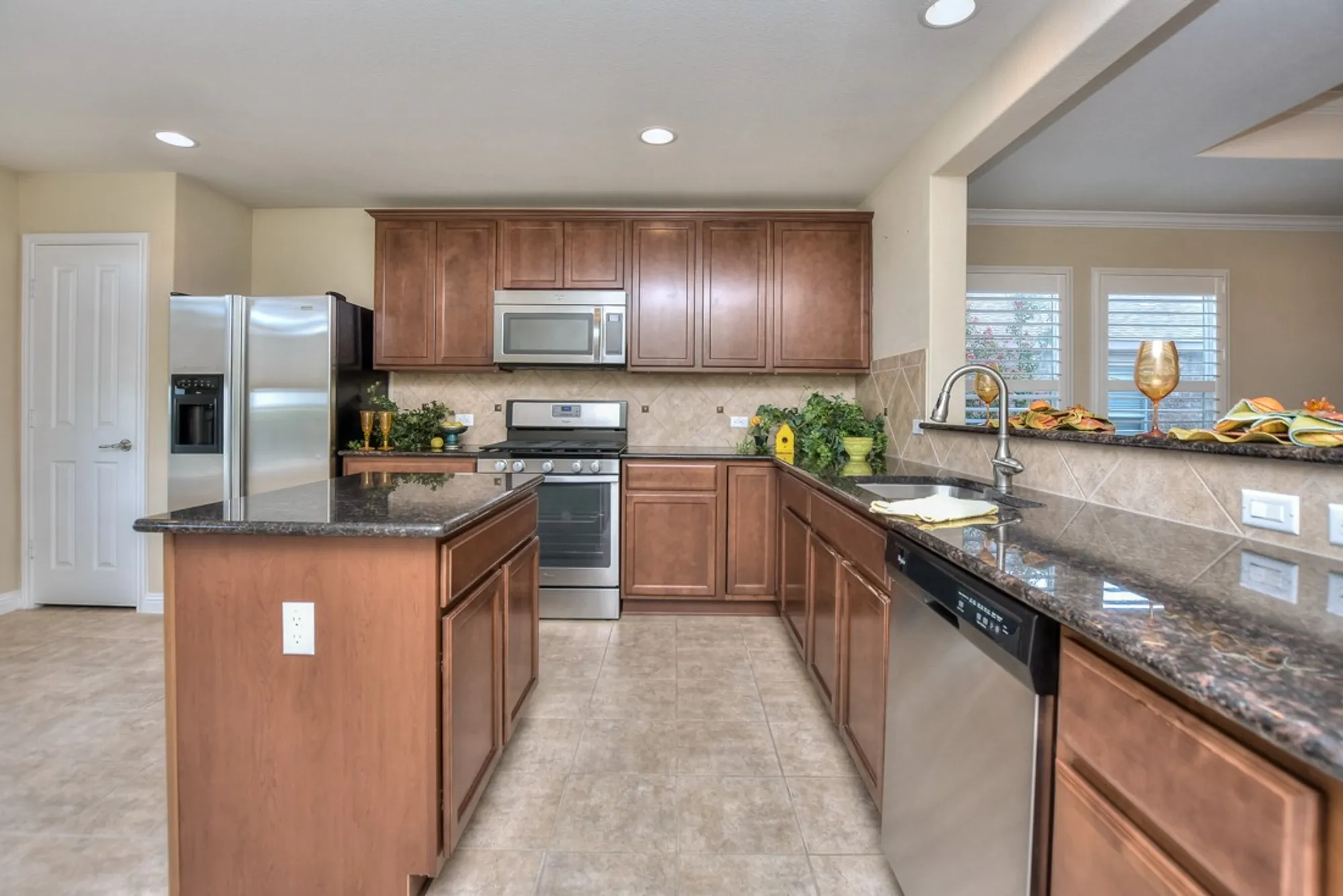 Property Slideshow image 15 of 33 | 106 kickapoo creek ln, Georgetown, TX, 78633