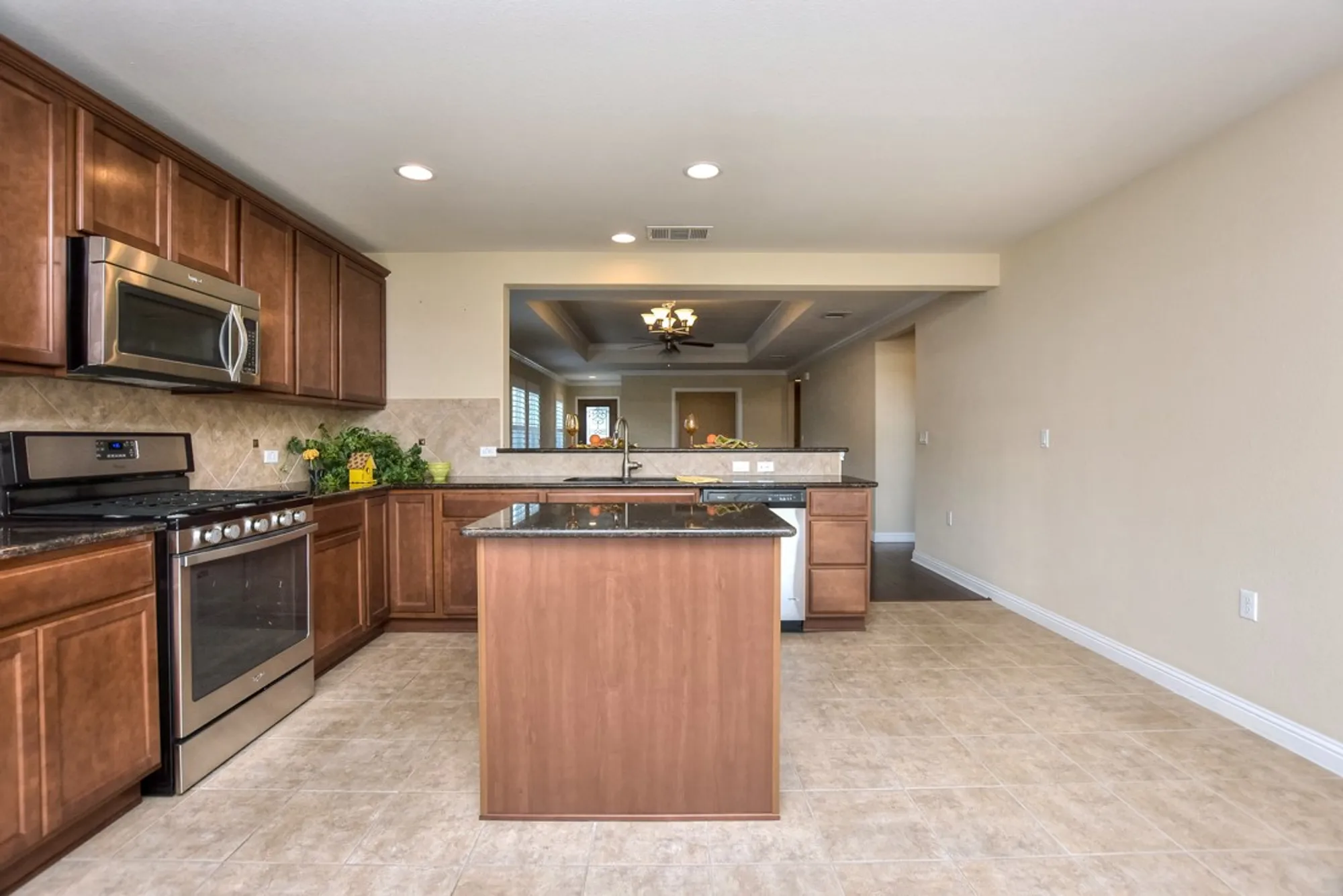 Property Slideshow image 17 of 33 | 106 kickapoo creek ln, Georgetown, TX, 78633