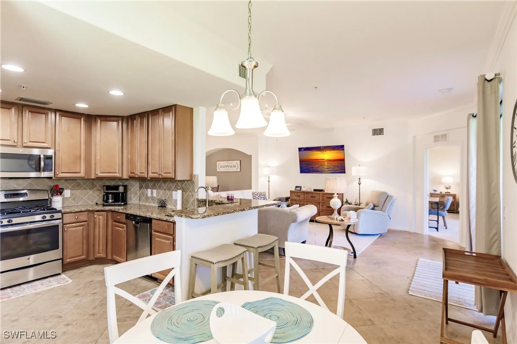 Property Slideshow image 11 of 50 | 3157 aviamar cir apt 102, Naples, FL, 34114