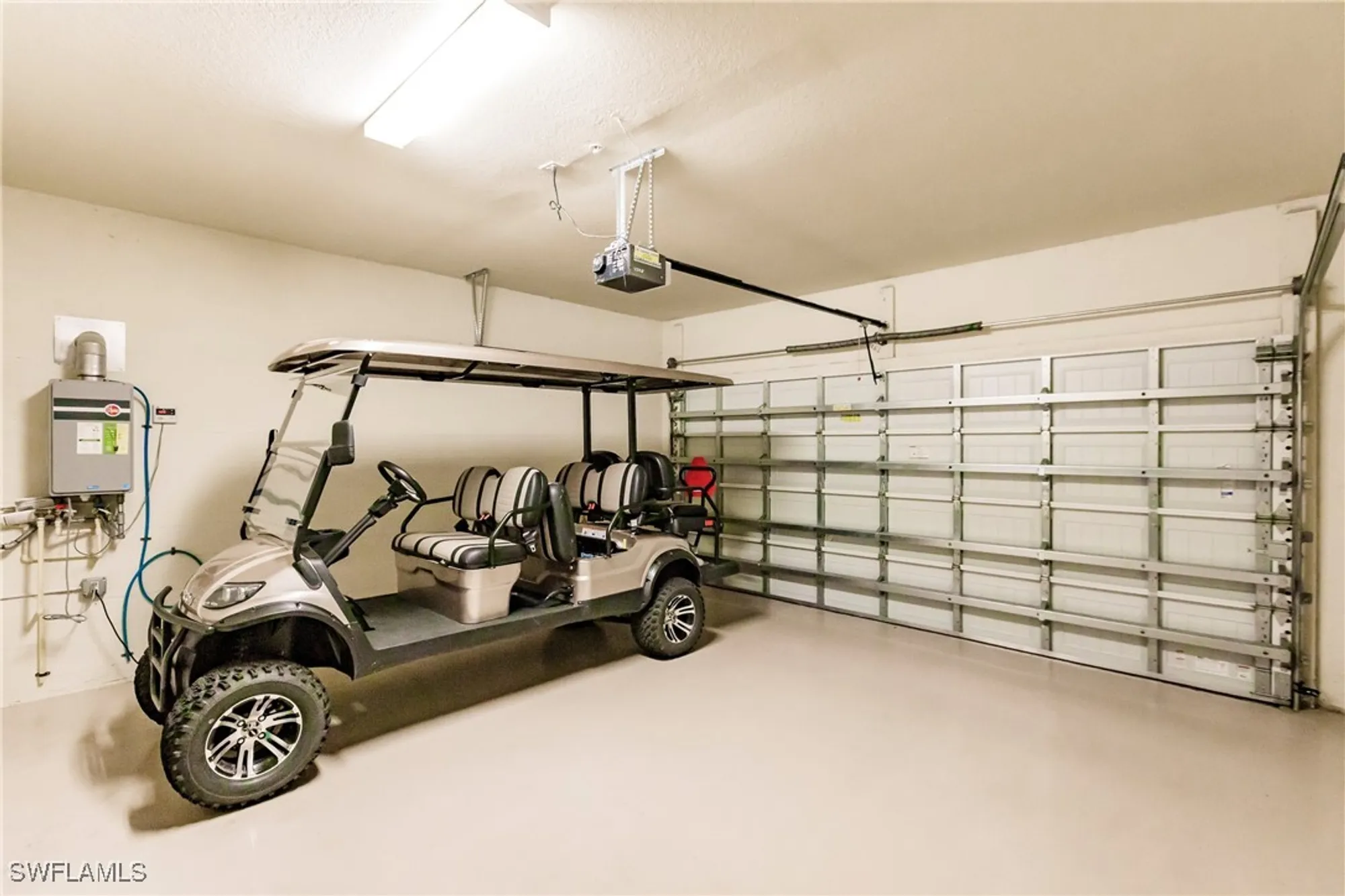 Property Slideshow image 35 of 50 | 3157 aviamar cir apt 102, Naples, FL, 34114