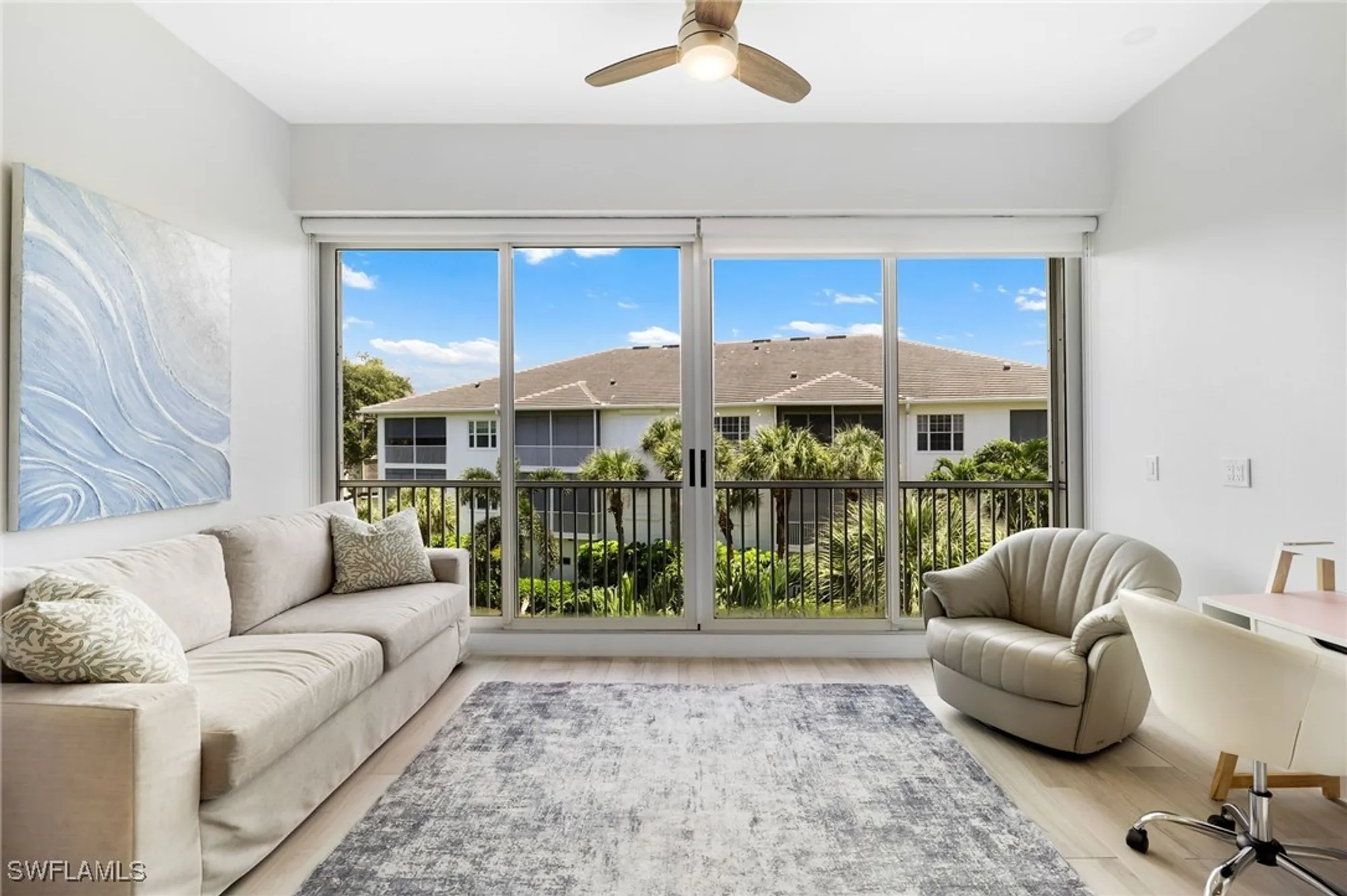 Property Slideshow image 11 of 42 | 831 sailaway ln 202, Naples, FL, 34108