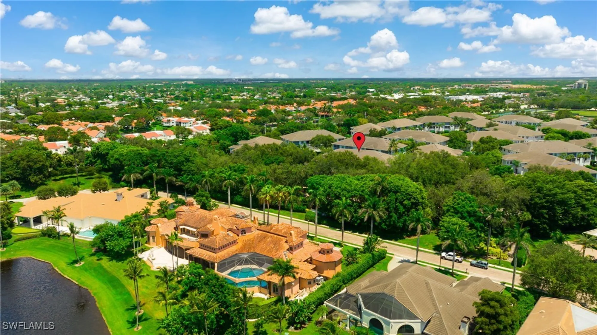 Property Slideshow image 35 of 42 | 831 sailaway ln 202, Naples, FL, 34108