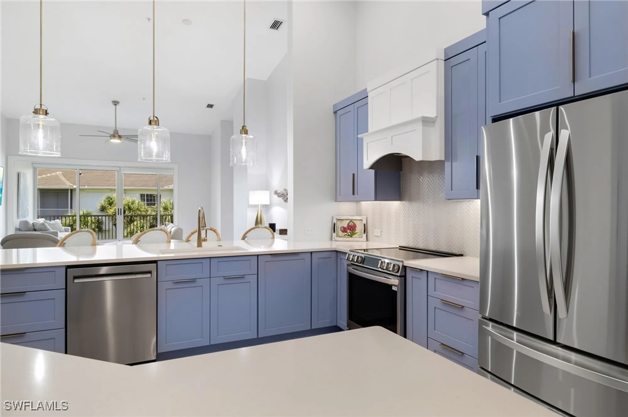 Property Slideshow image 4 of 42 | 831 sailaway ln 202, Naples, FL, 34108