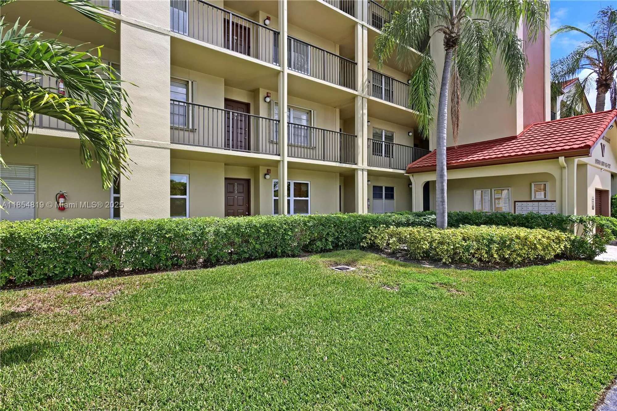 Property Slideshow image 25 of 25 | 12901 sw 15th ct 105v, Pembroke Pines, FL, 33027