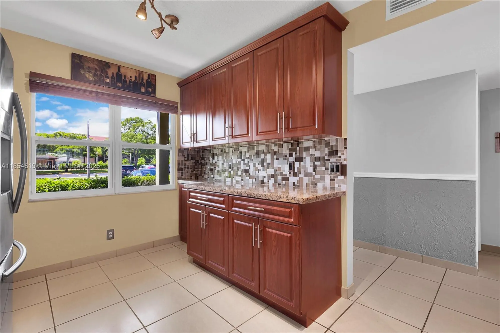 Property Slideshow image 7 of 25 | 12901 sw 15th ct 105v, Pembroke Pines, FL, 33027