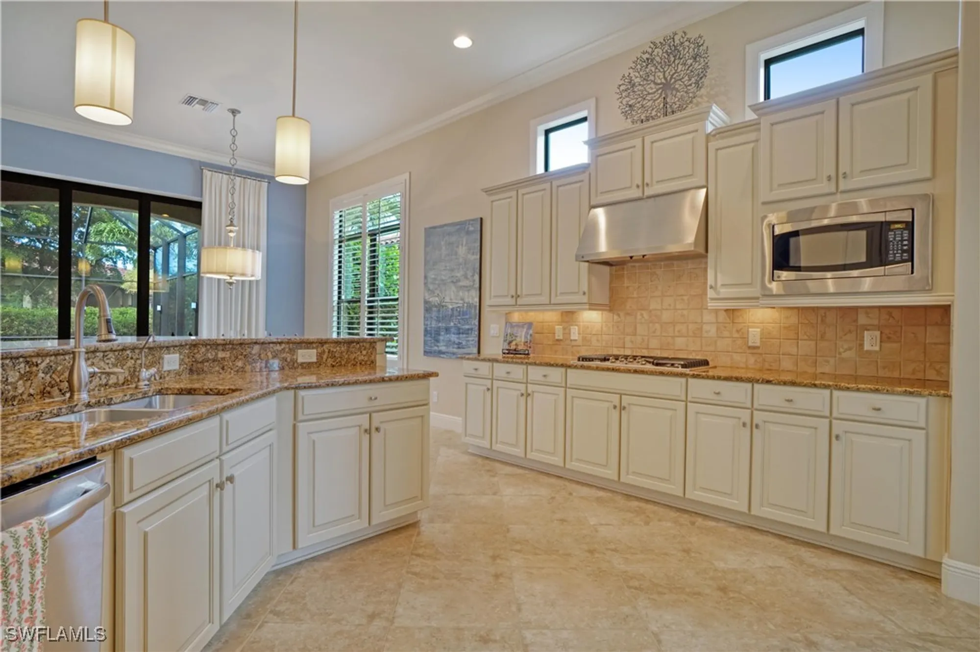Property Slideshow image 6 of 27 | 9313 vercelli ct, Naples, FL, 34113