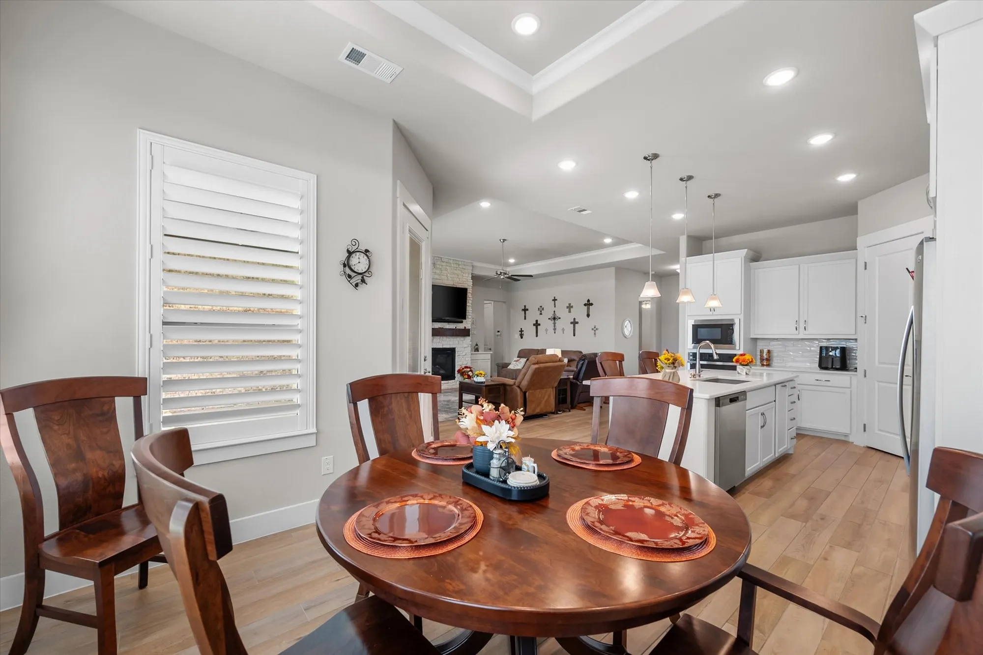 Property Slideshow image 12 of 25 | 2516 nueva way, Mansfield, TX, 76063